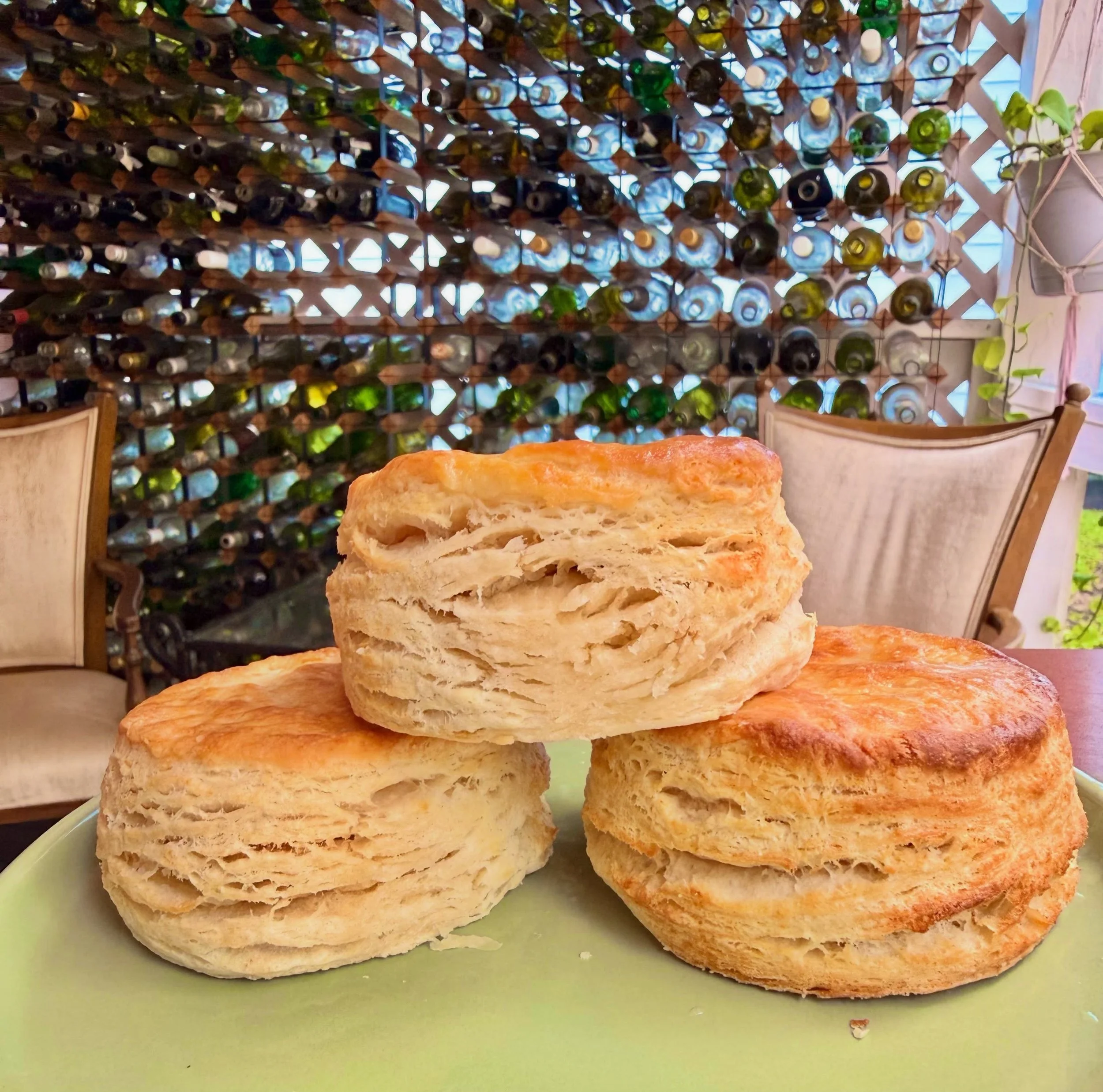 Buttery, flakey homemade biscuits every Sunday at The Wine House! 🥂 

✨$25 unlimited mimosas
✨Sunday Brunch Features
✨Full Menu also available! 🦪 🥭 

🕰️ Today&rsquo;s Hours 11am-9pm
🍳 Brunch 11am-2pm

Stay tuned for tonight&rsquo;s Sunday Supper