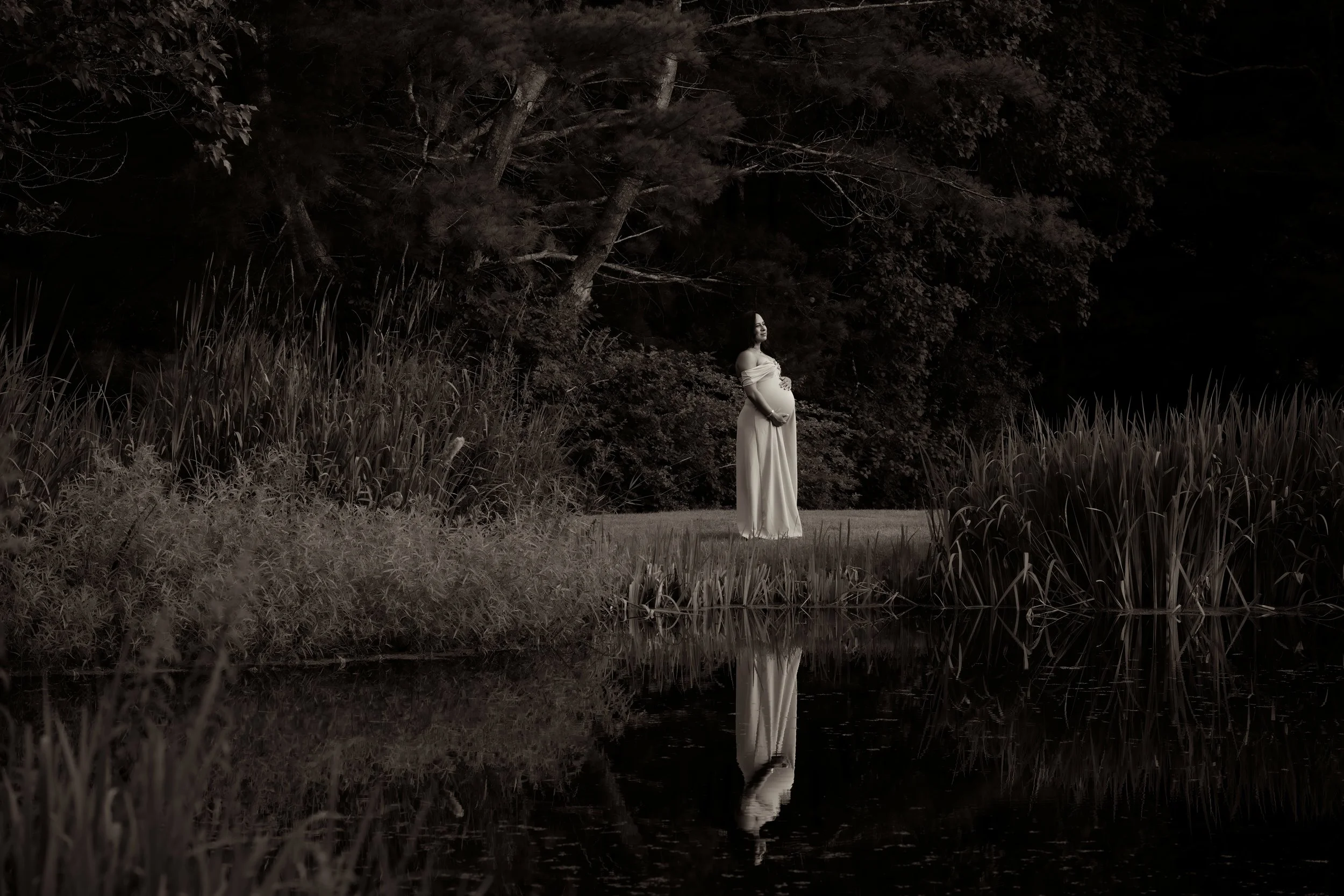 les_pond_blk.jpg