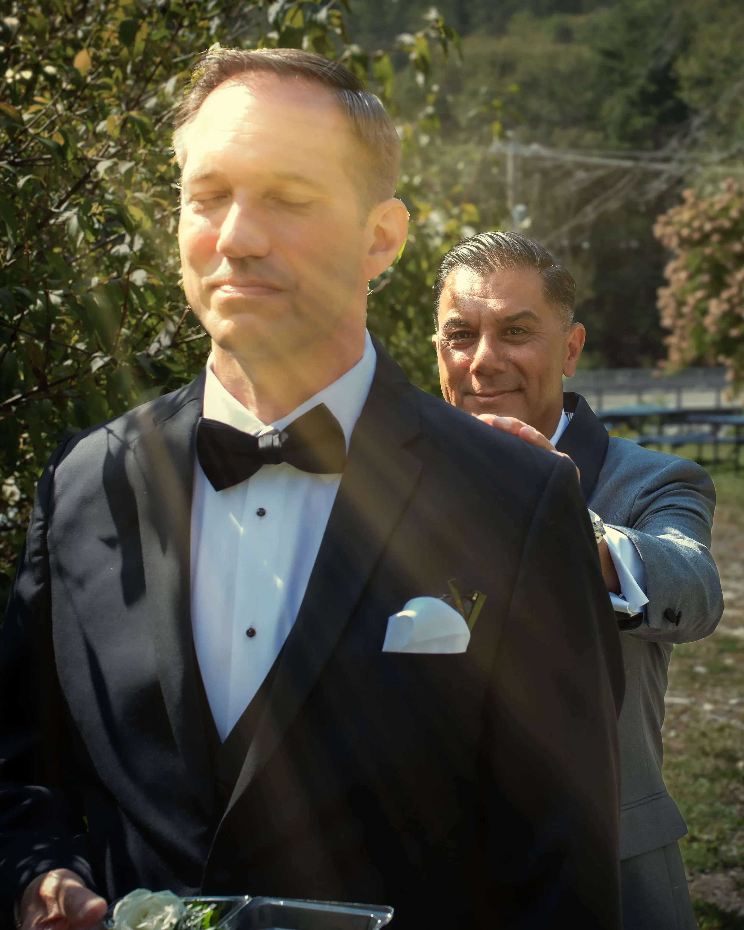first-look-wedding-narrowsburg-ny.jpg