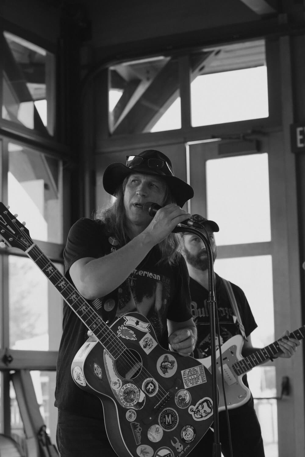 guitar-singer-bethelwoods.jpg