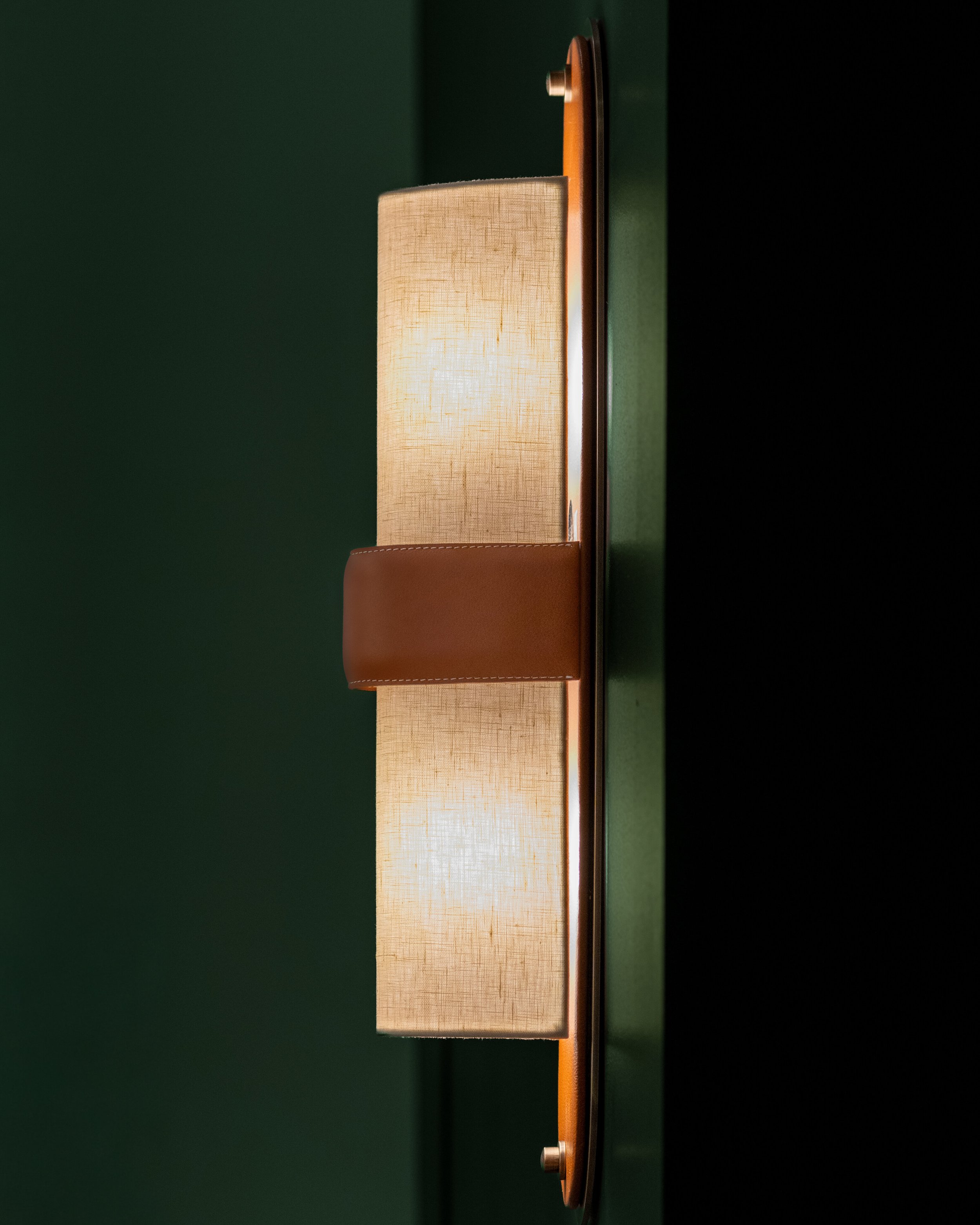 holden_sconce_texture.jpg