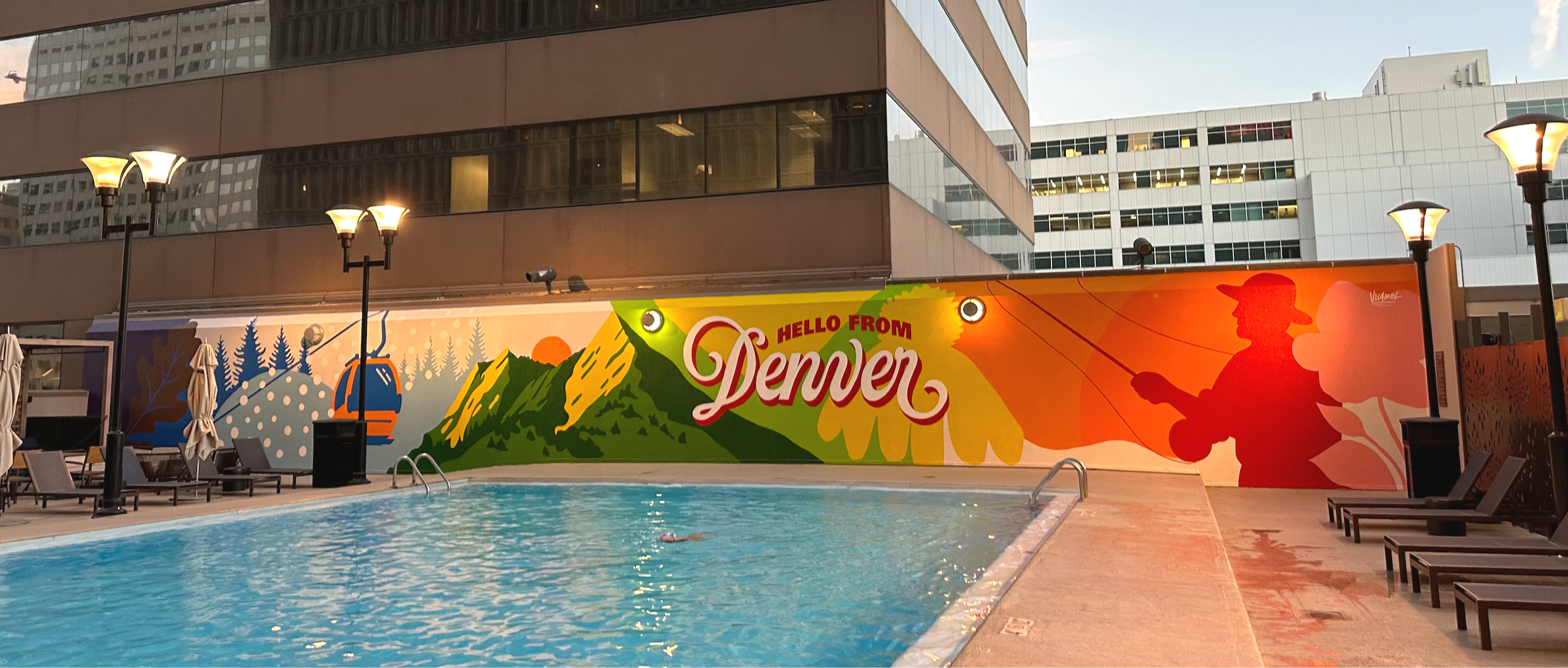Sheraton Downtown Denver: Vicarel Studios