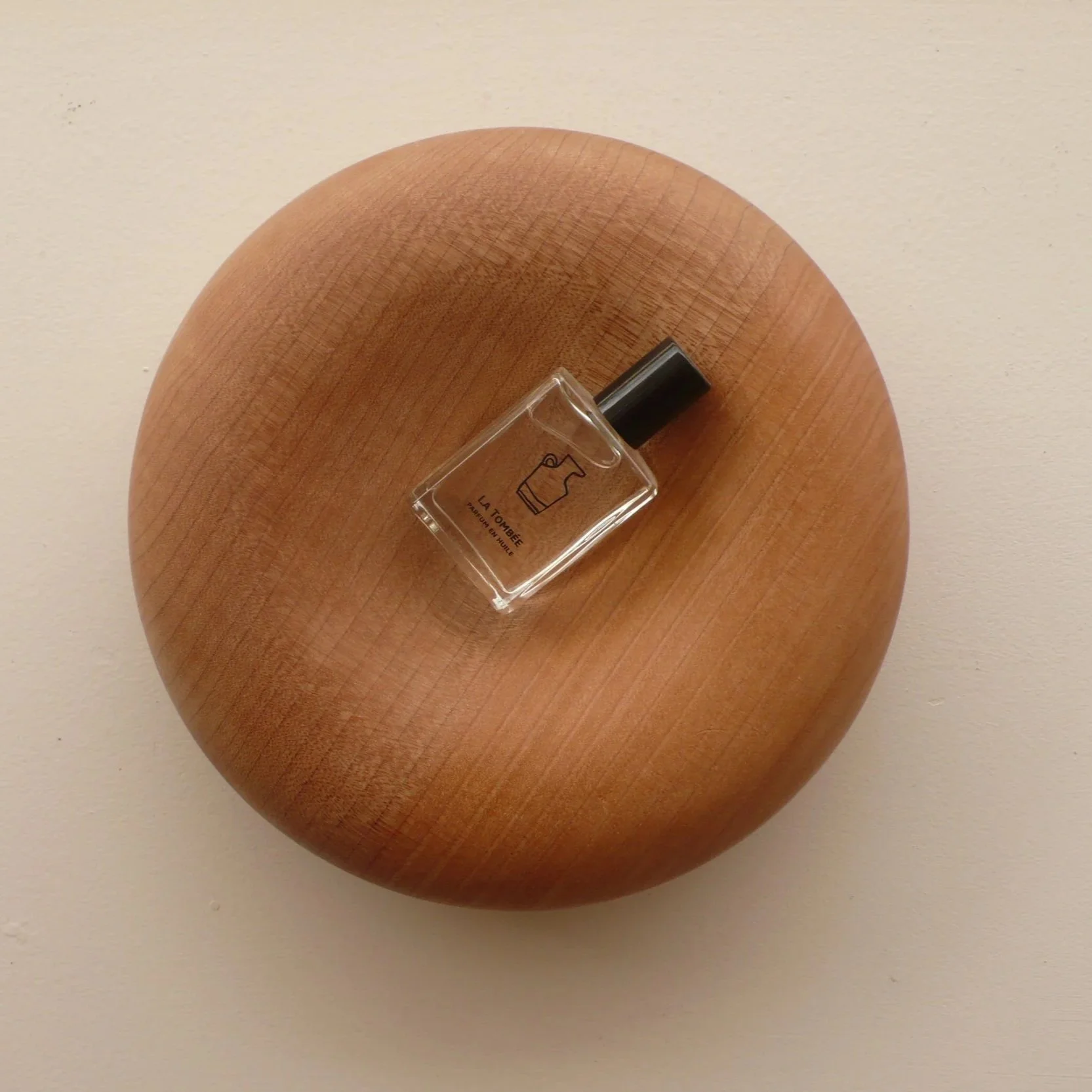 Étang Perfume Oil by La Tombée