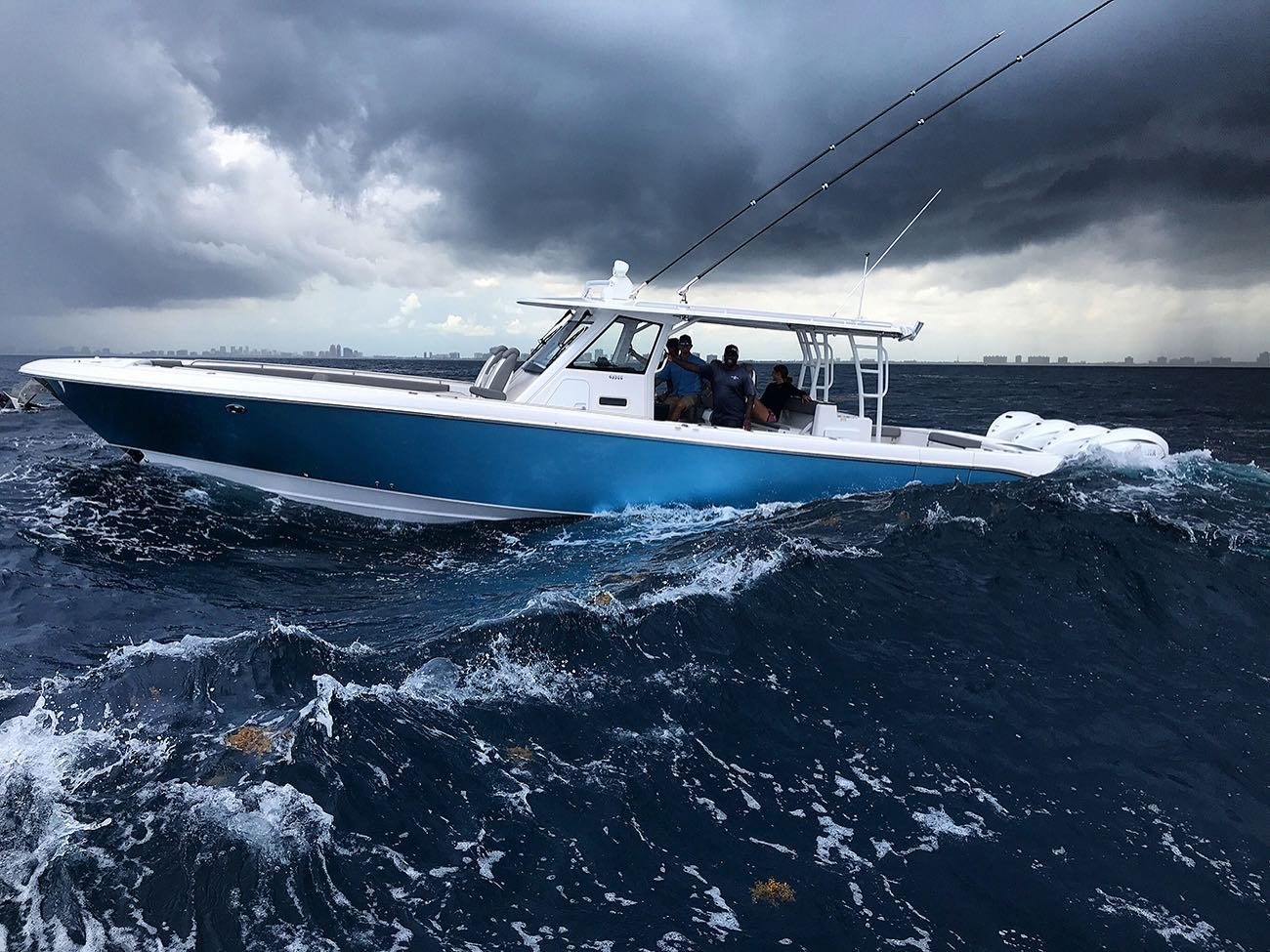 The seas may be rough, but the bottom of your boat shouldn&rsquo;t be. 🚤🤿🧽

Hit the link in our bio to get cleaned today

#BoatHullCleaning
#SouthFloridaBoating
#FloridaBoatOwners
#MarineMaintenance
#BoatCare
#SFLBoaters
#HullCleaningService
#Boat