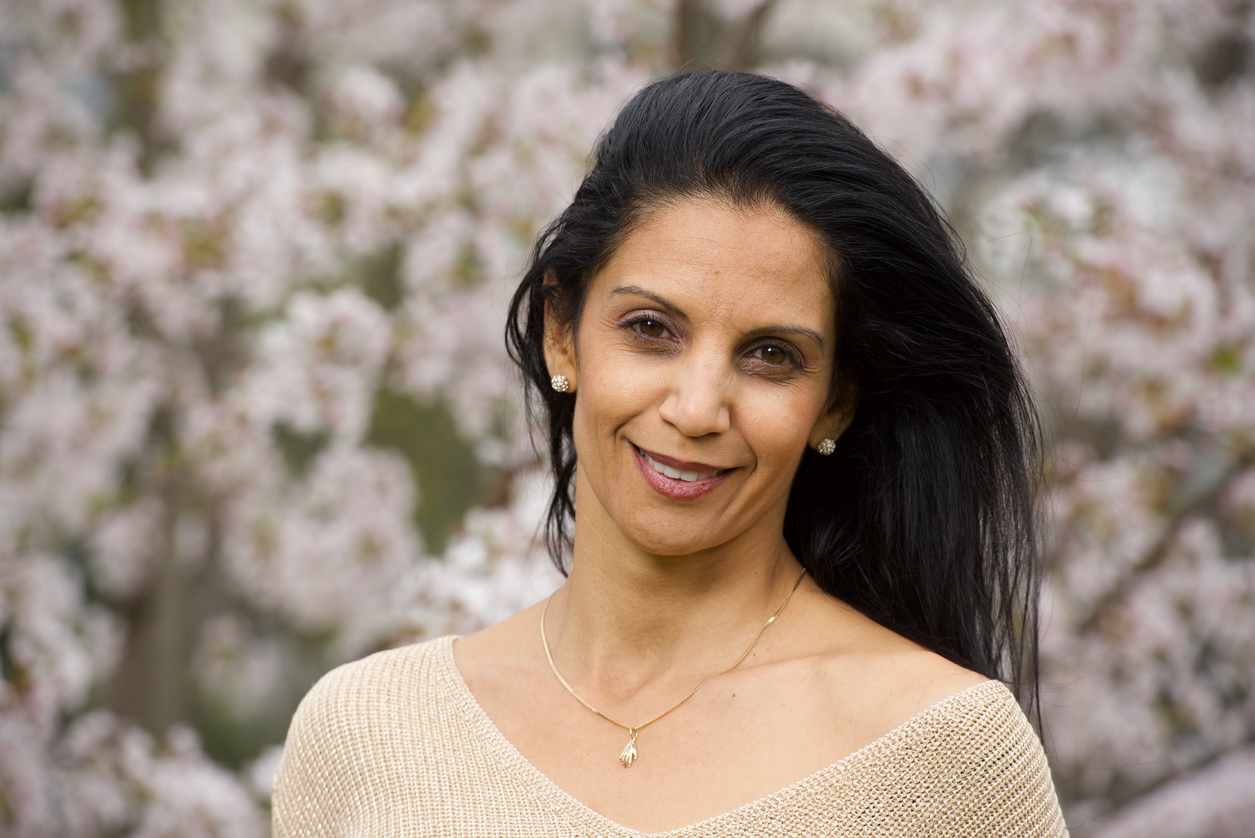 Ettie Elmakies Ashtanga Yoga Ayurveda Zürich