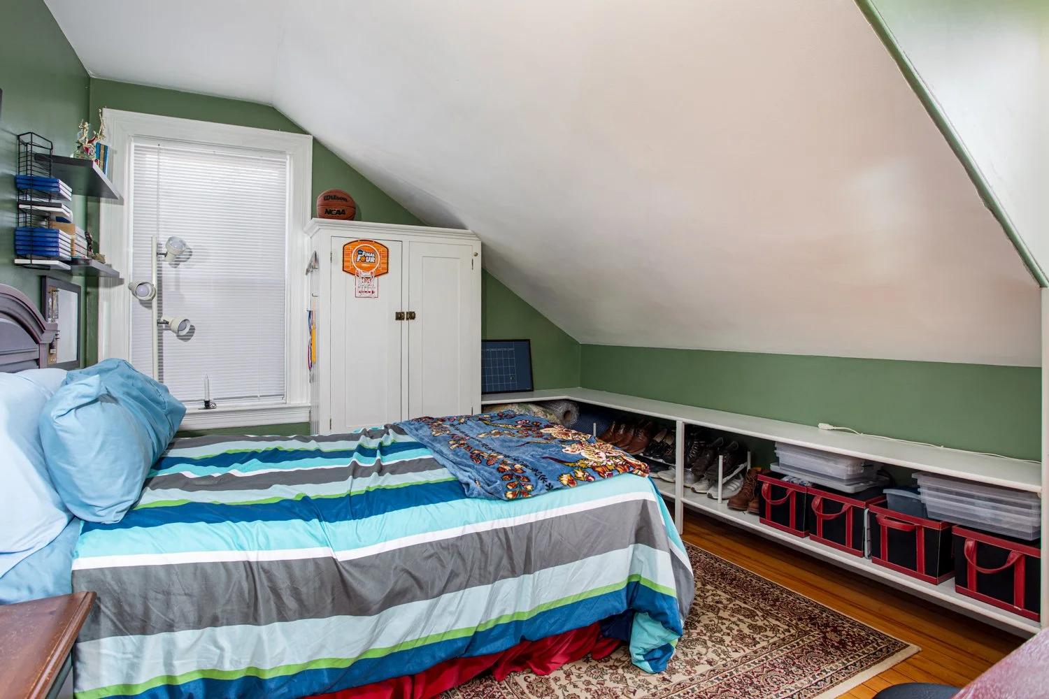 1231 Robeson St. FR-13.jpg