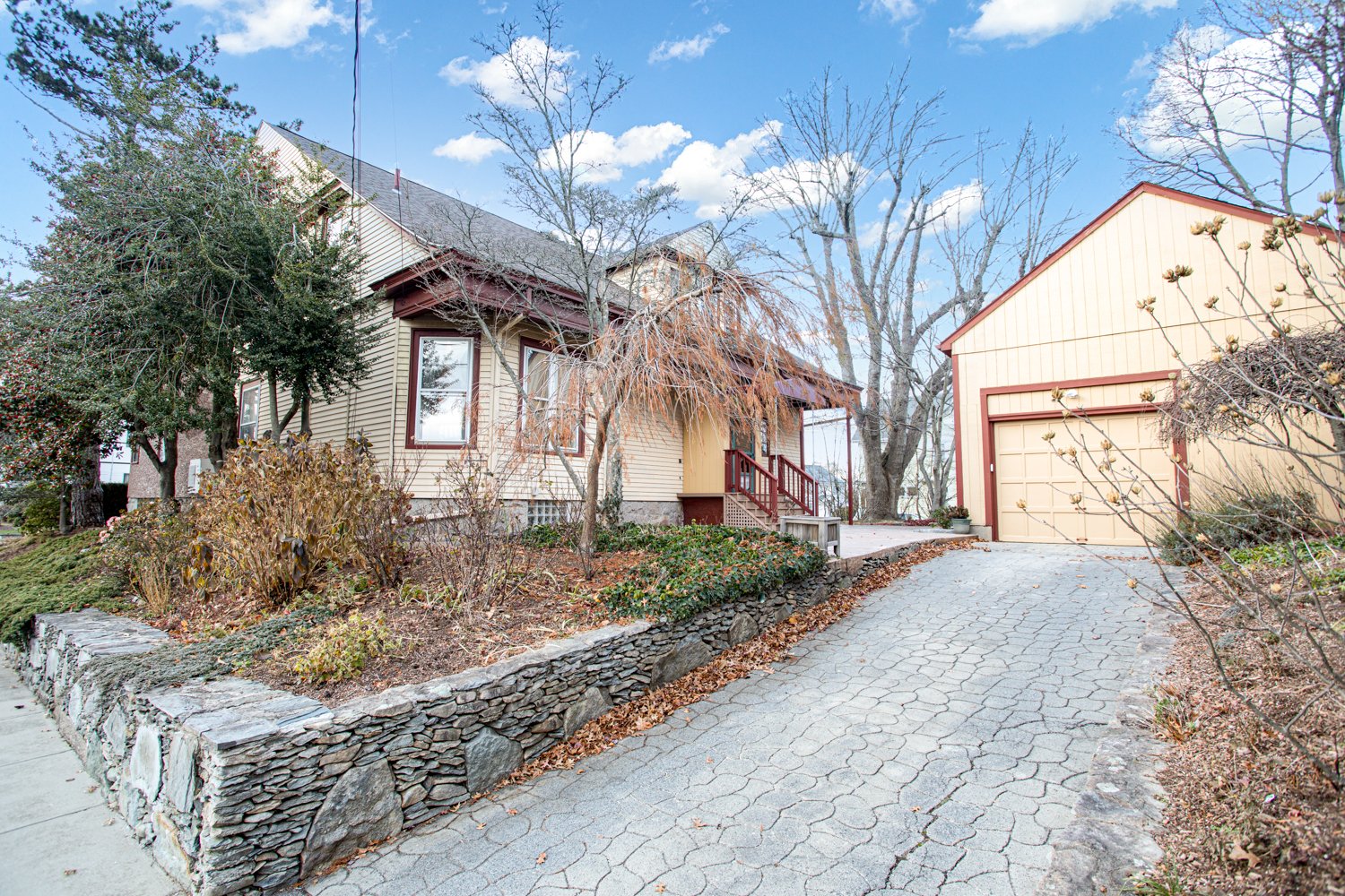 1231 Robeson St. FR-34.jpg