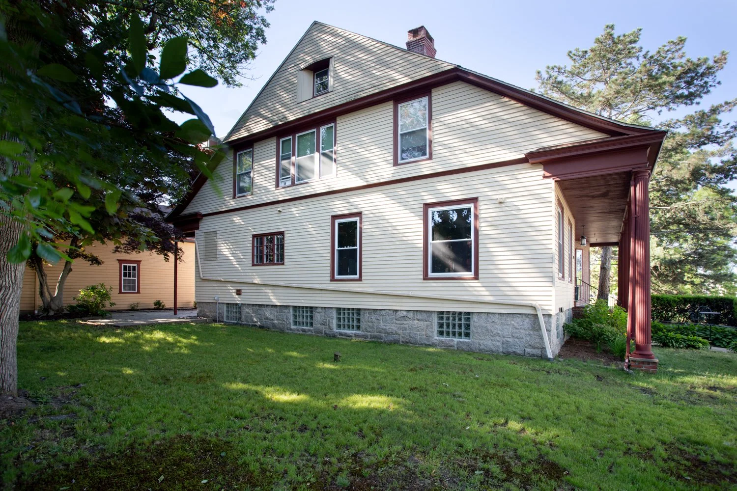 1231 Robeson St. -6.jpg