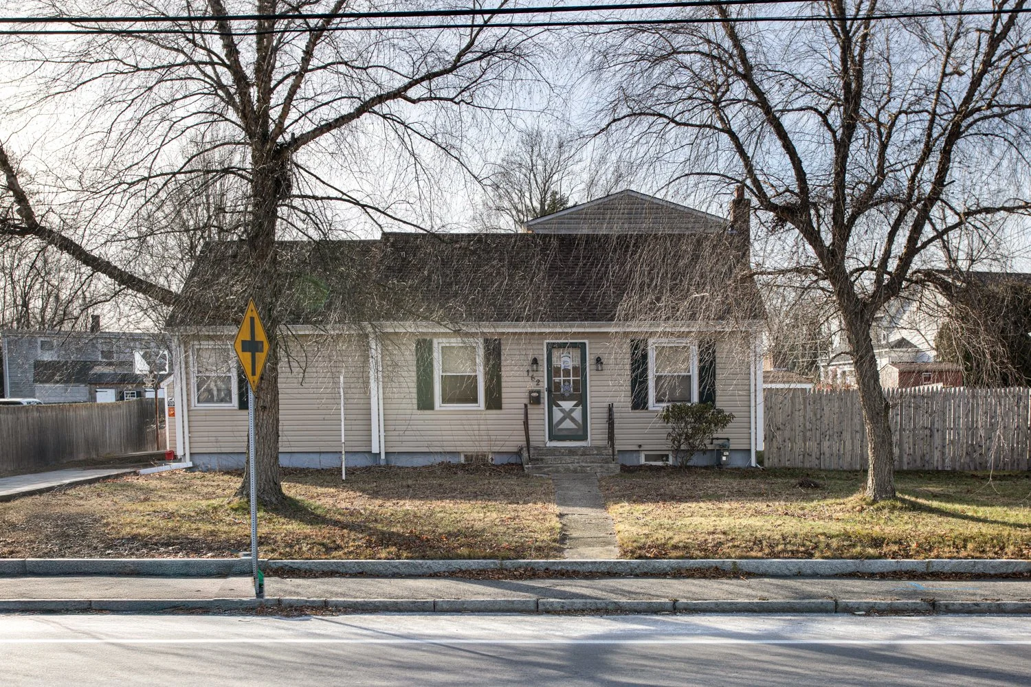 162 Wilbur Ave. Swansea-11.jpg