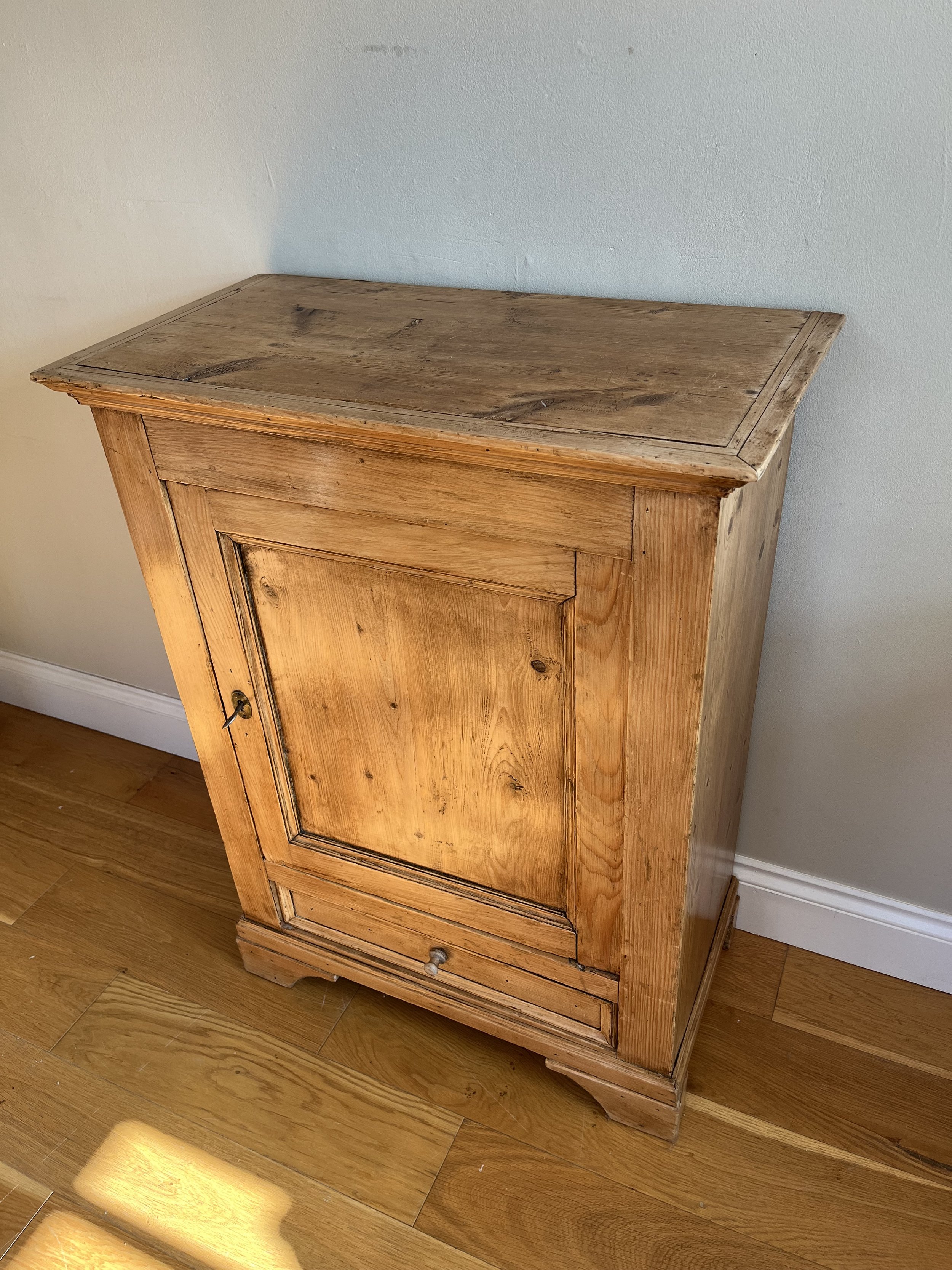 Secondhand vintage pine cabinet