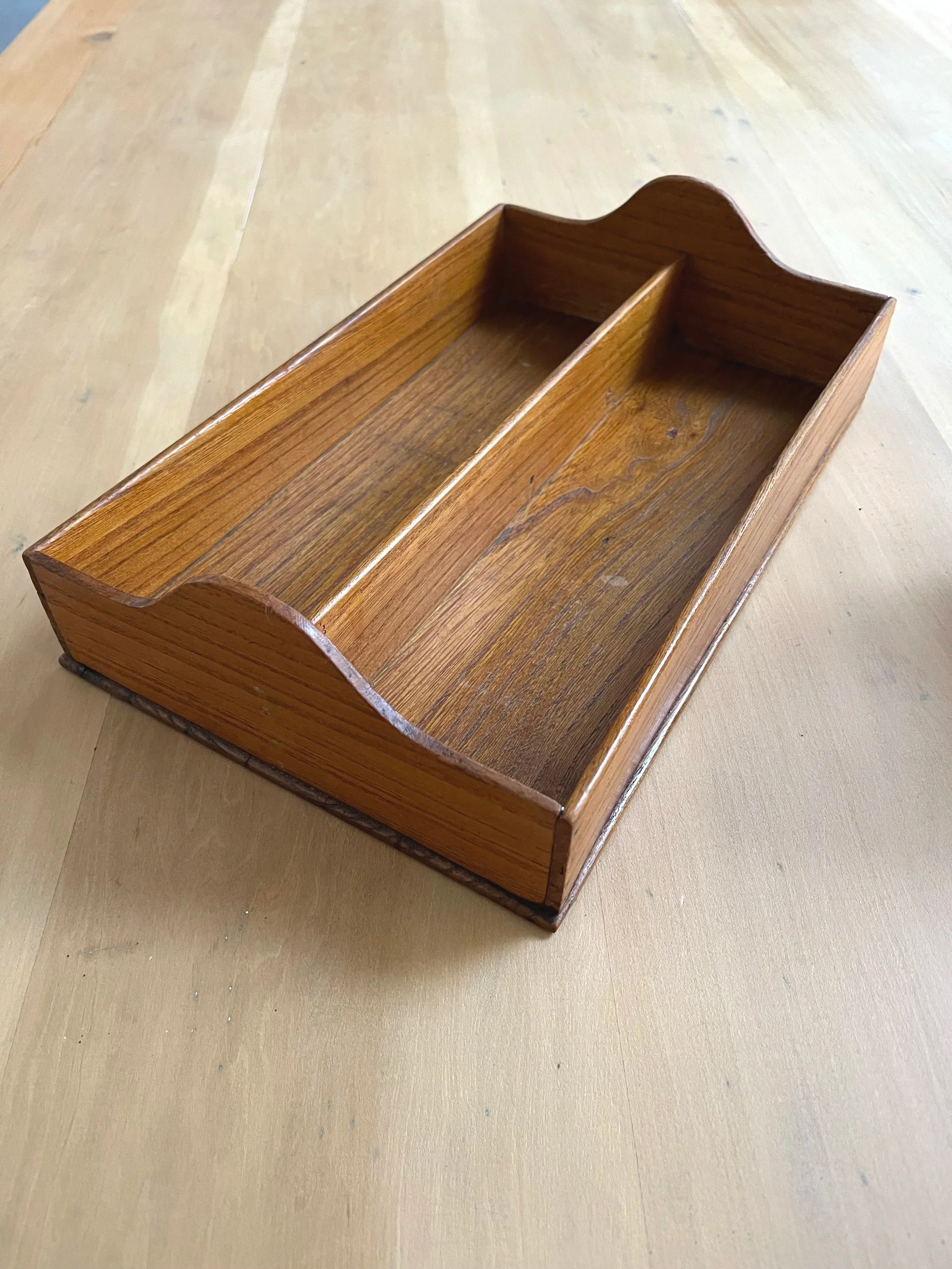 Vintage secondhand cutlery box