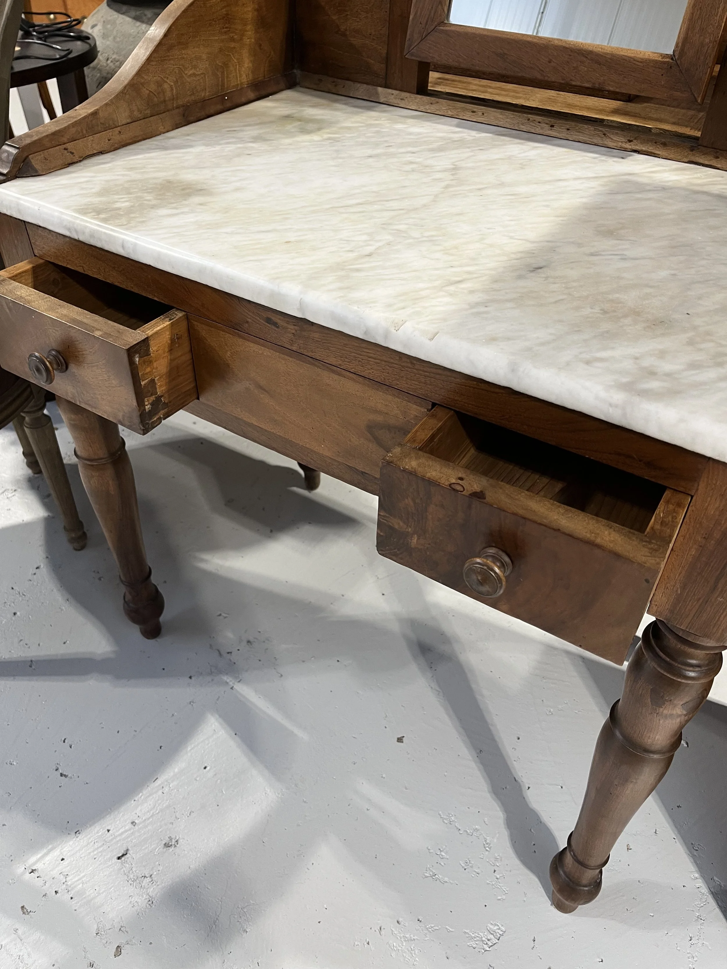 Vintage secondhand wash stand