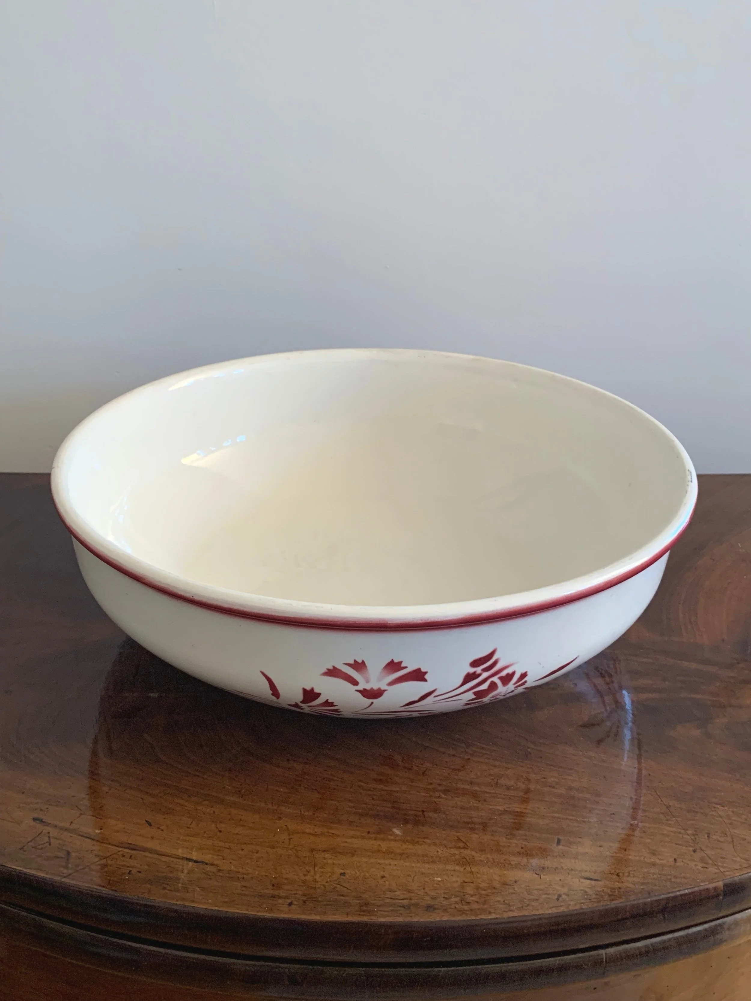Secondhand vintage ceramic bowl