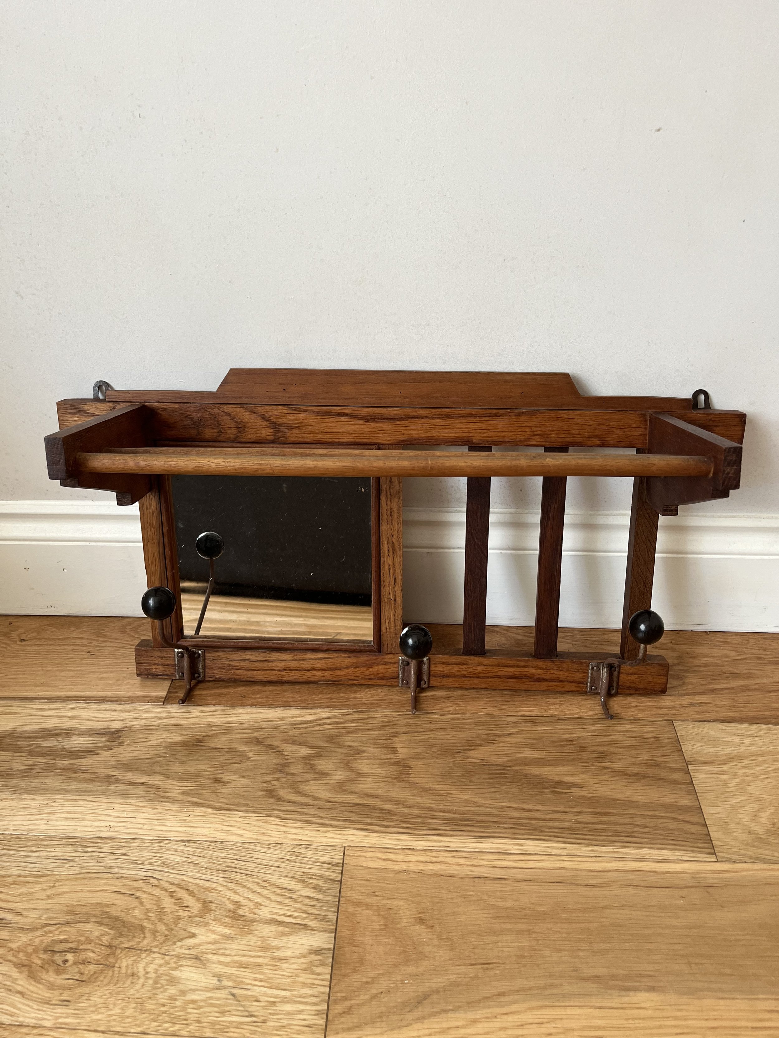 Secondhand vintage coat rack