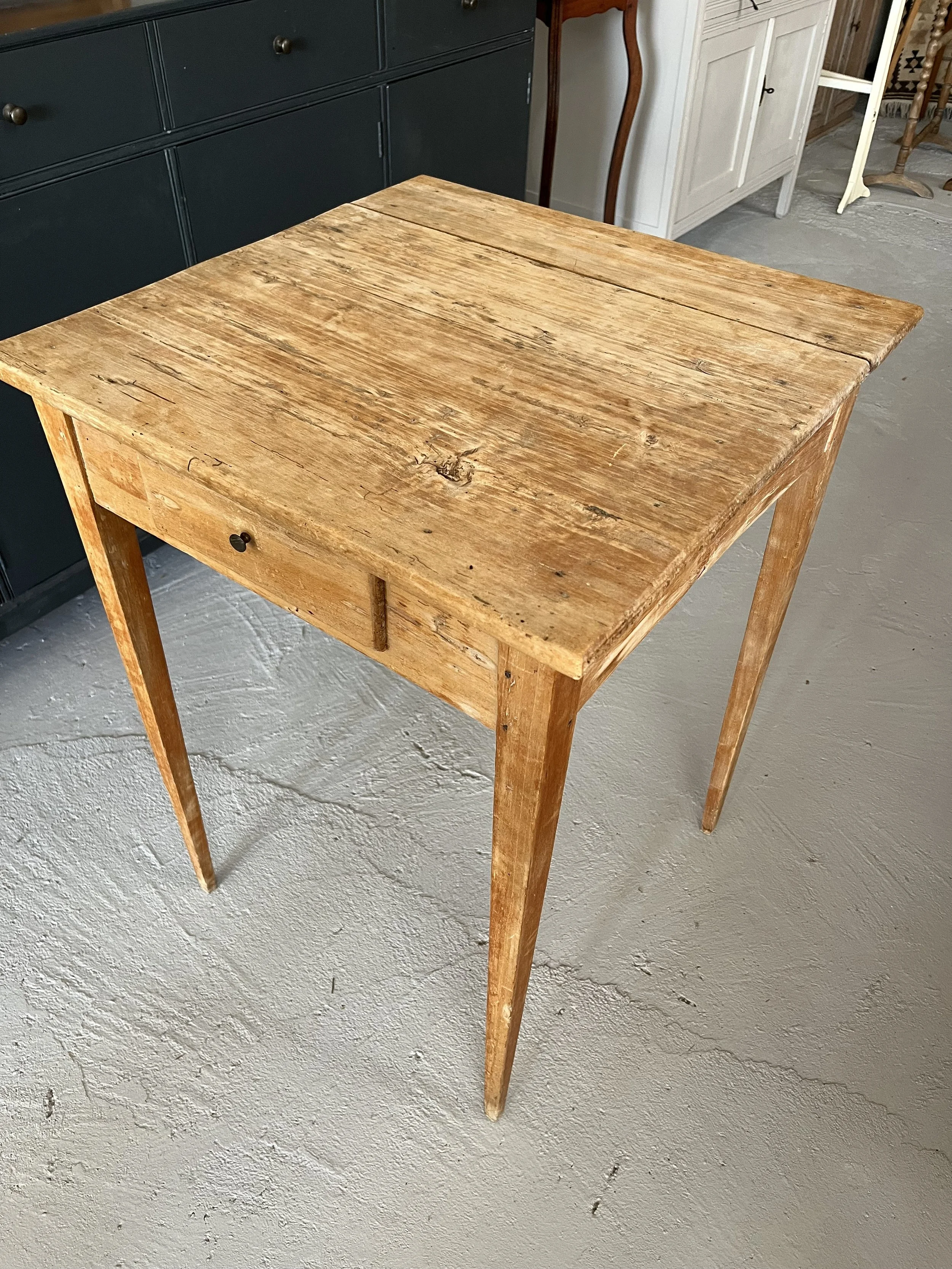 Secondhand vintage antique side table