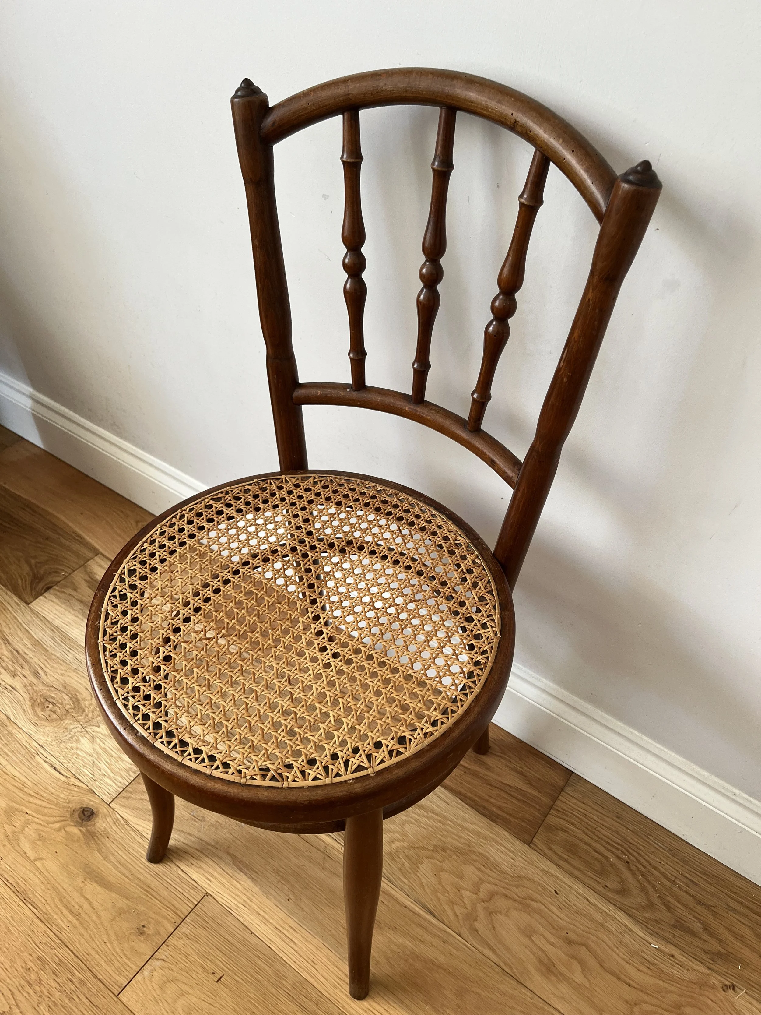 Secondhand vintage bentwood bistro chairs