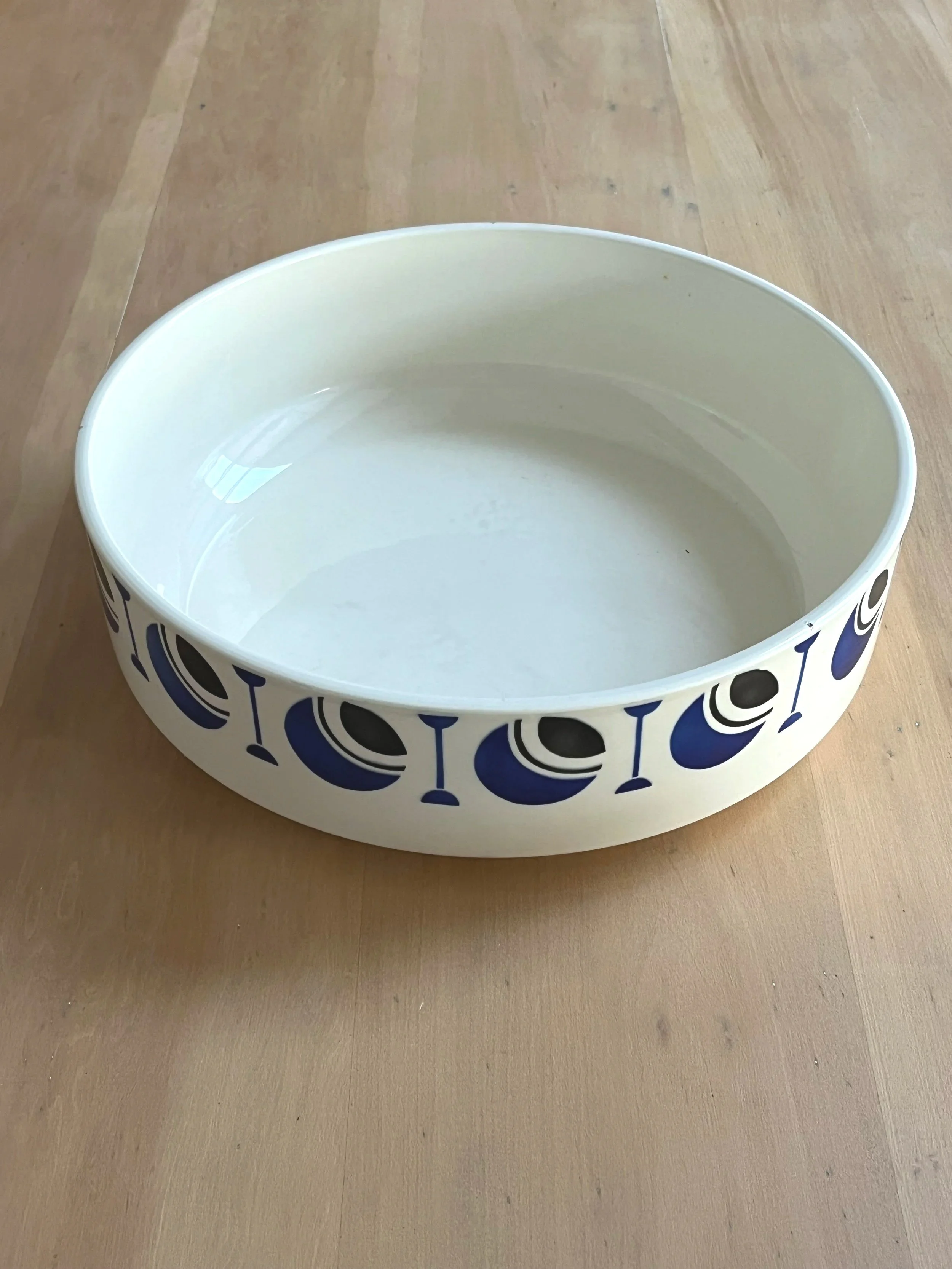 Vintage secondhand ceramic bowl