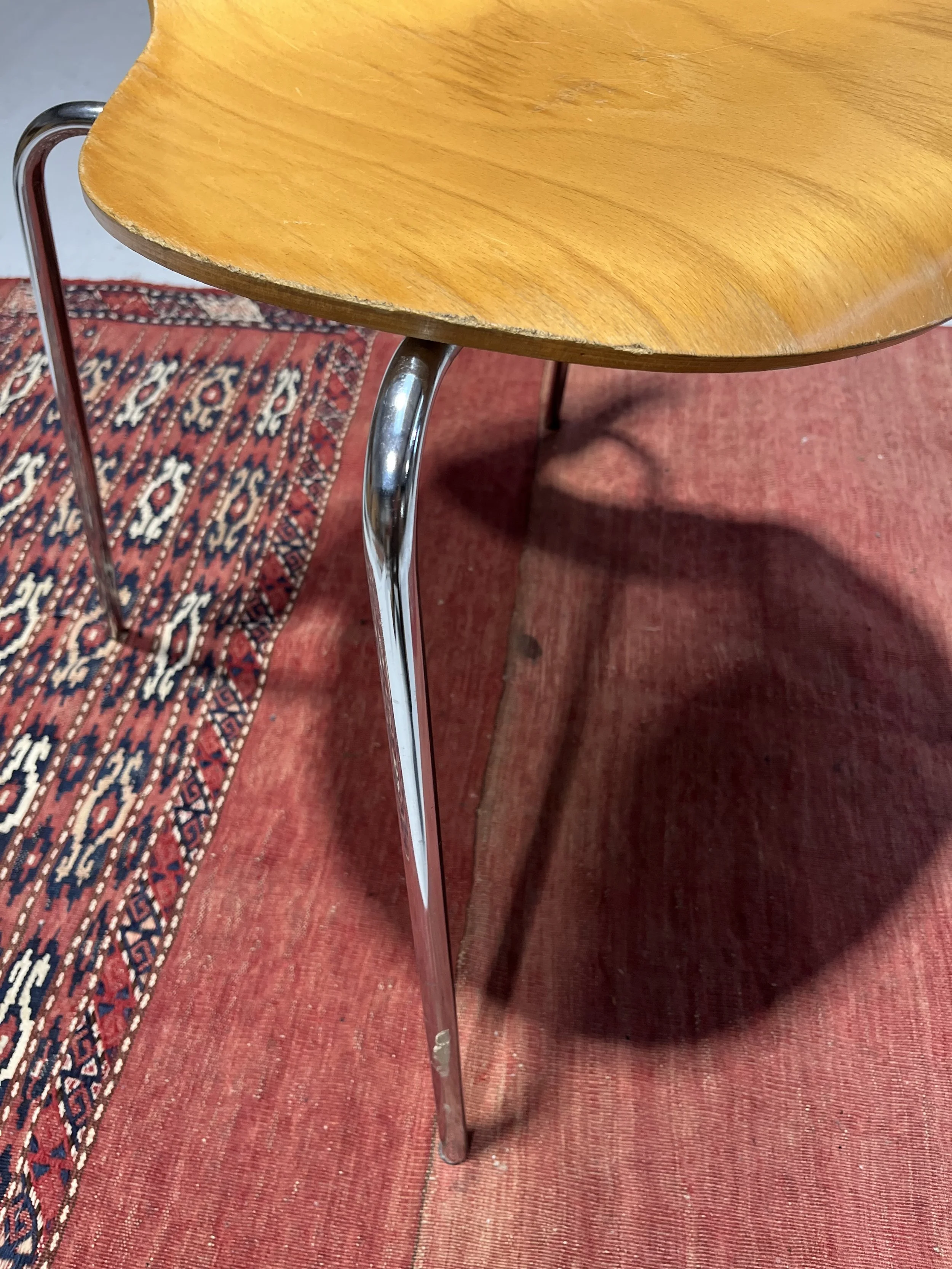 Vintage secondhand bent plywood chair