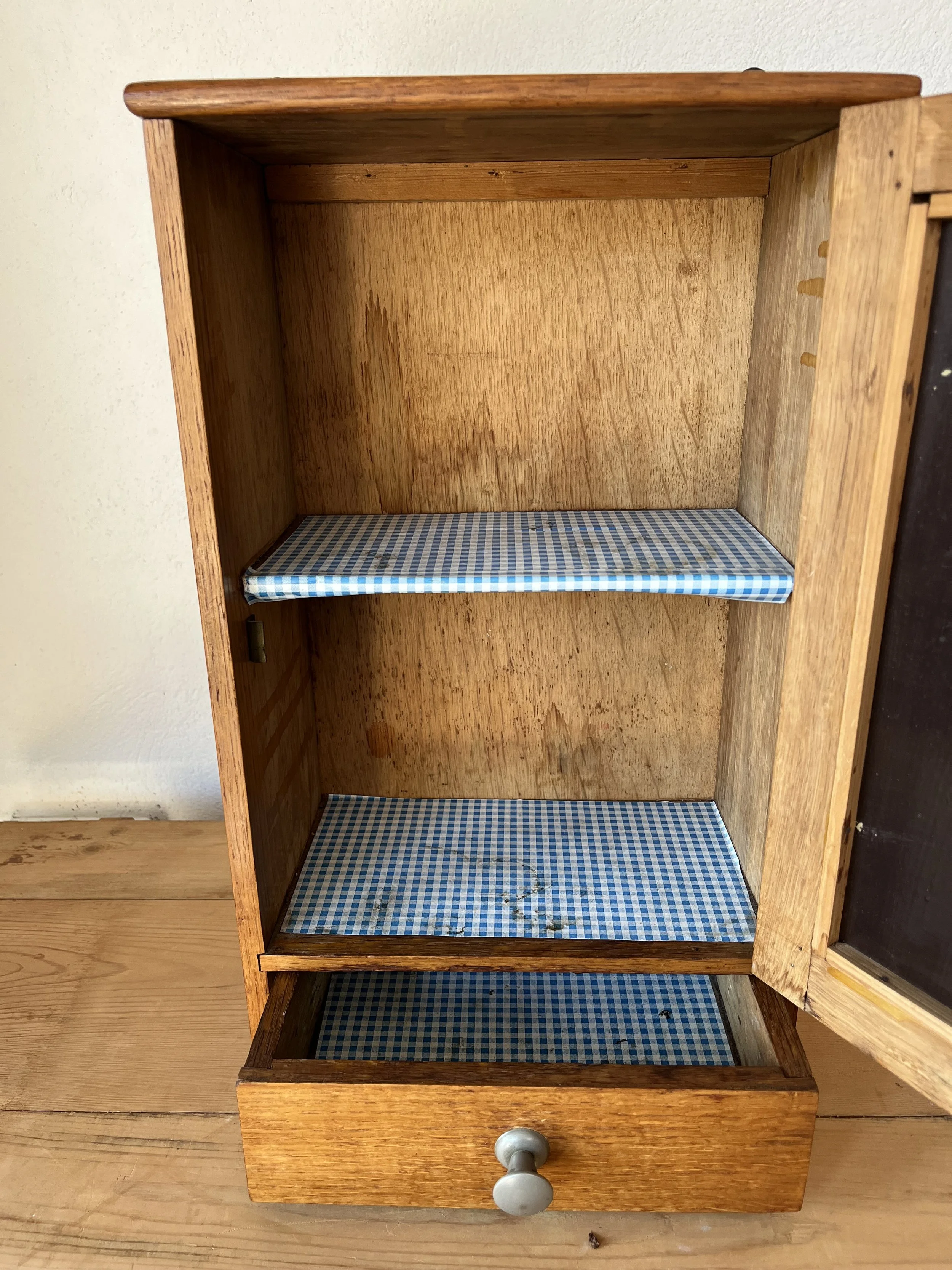 Secondhand vintage apothecary cabinet