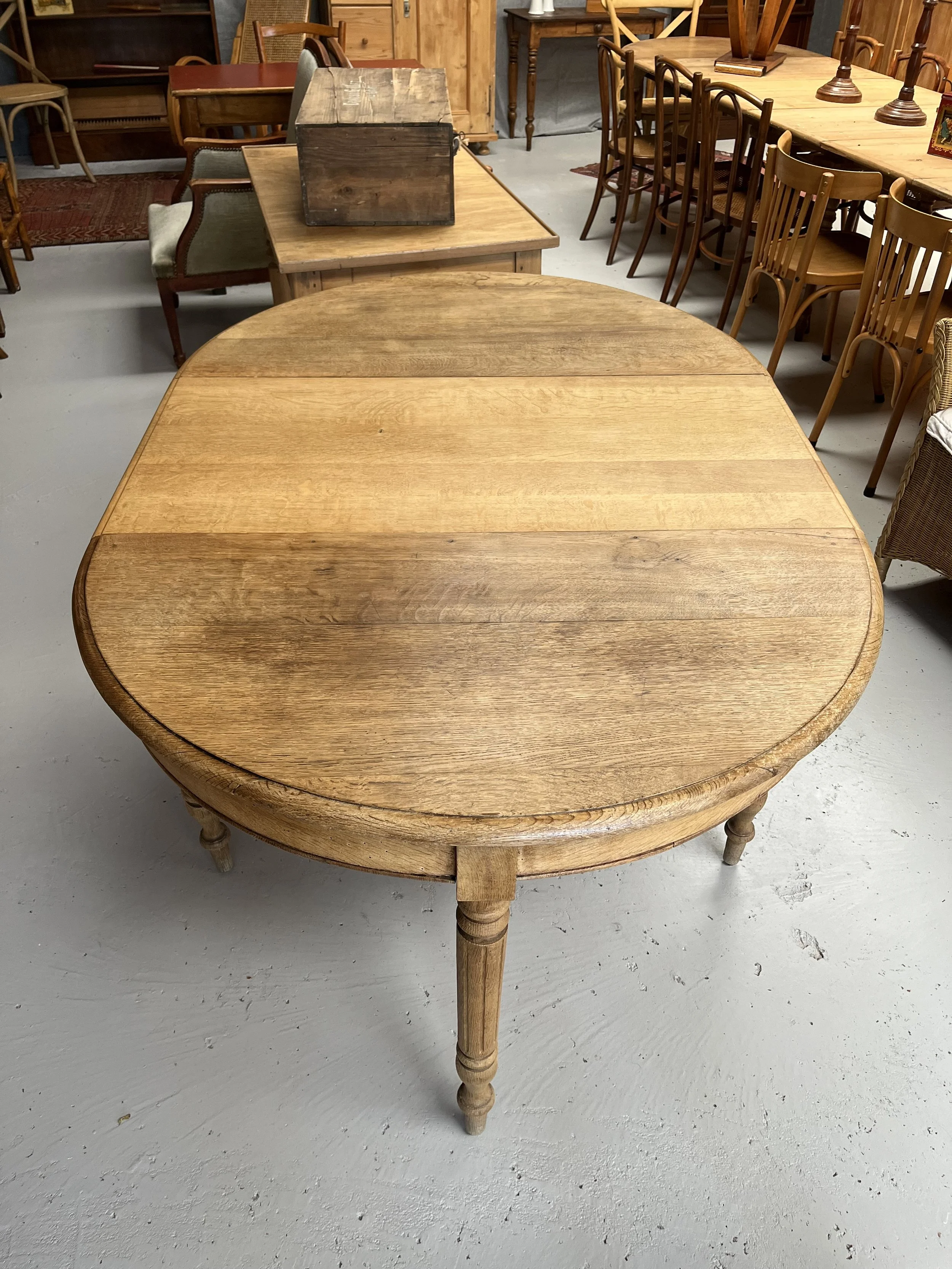 Secondhand vintage oak table consoles