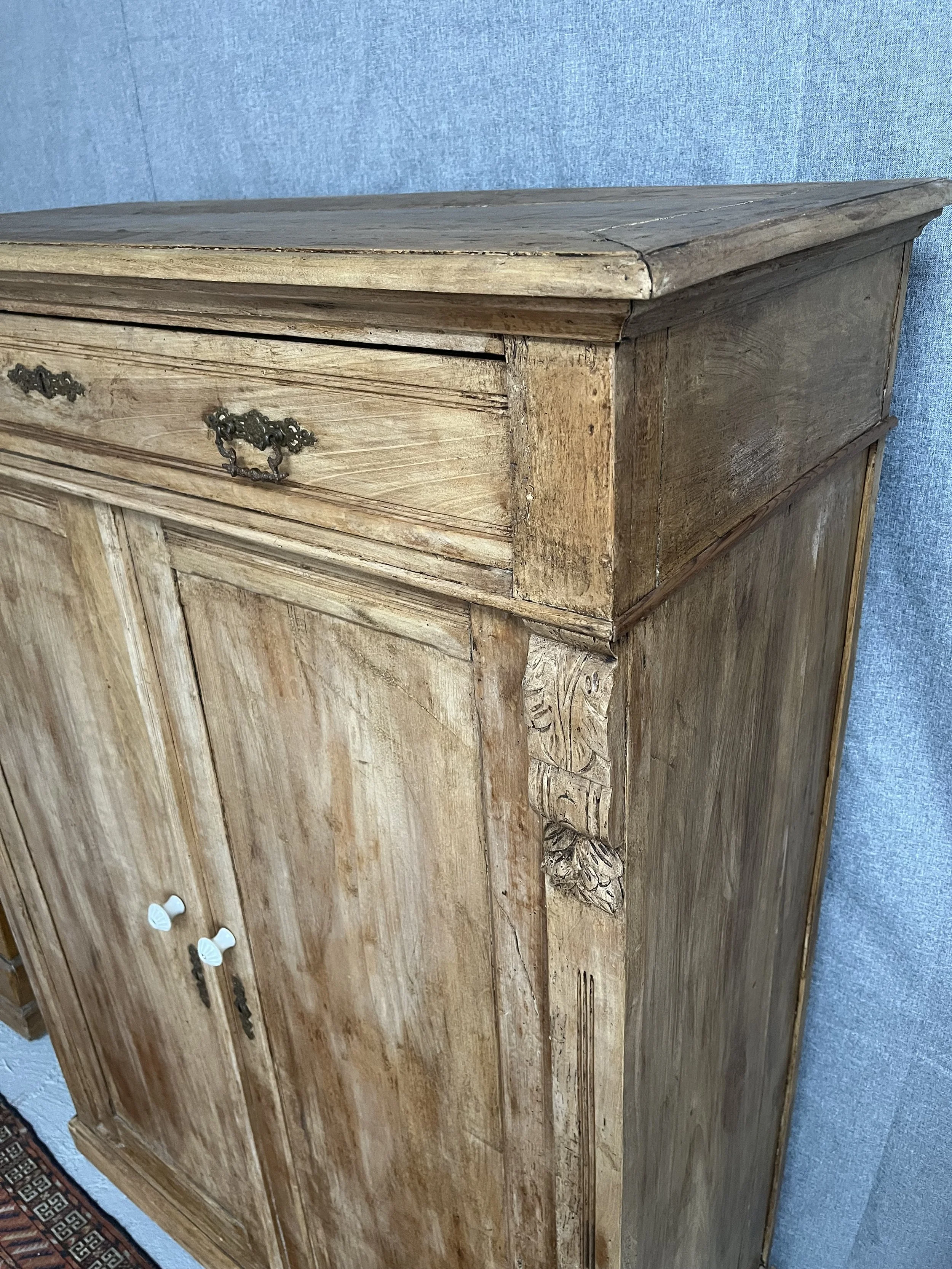 Secondhand vintage french cabinet
