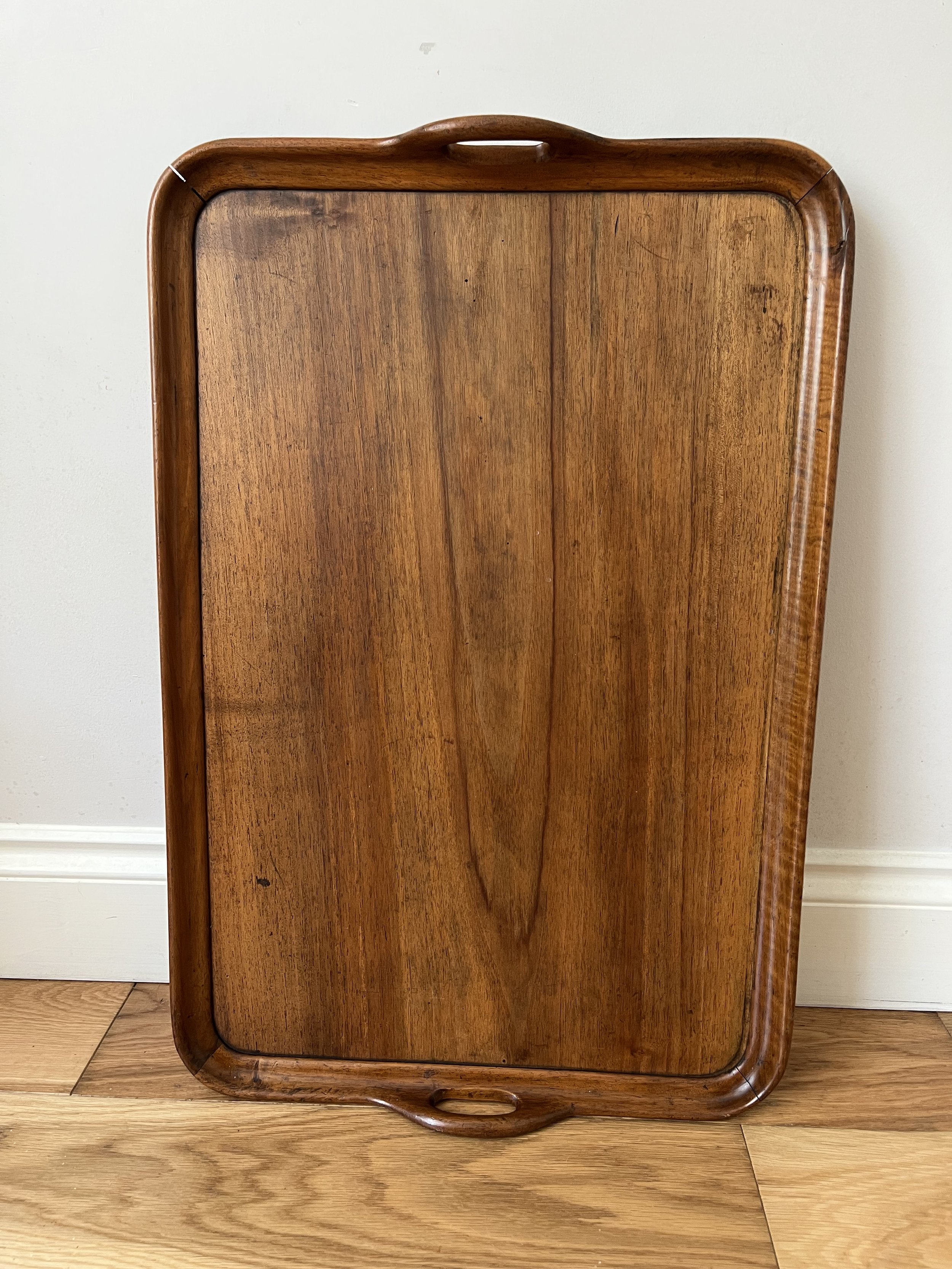 Secondhand vintage tray