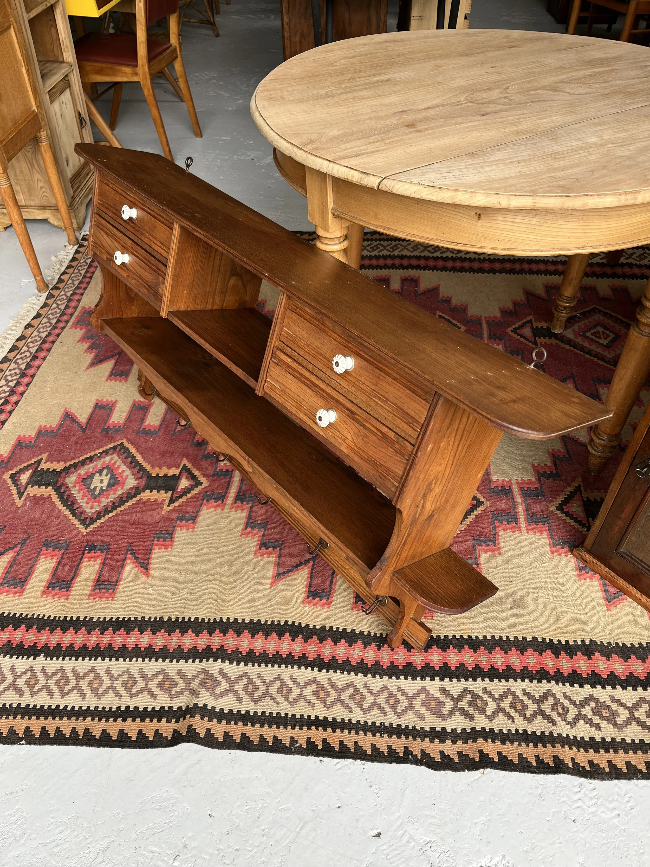 Secondhand vintage kitchen rack