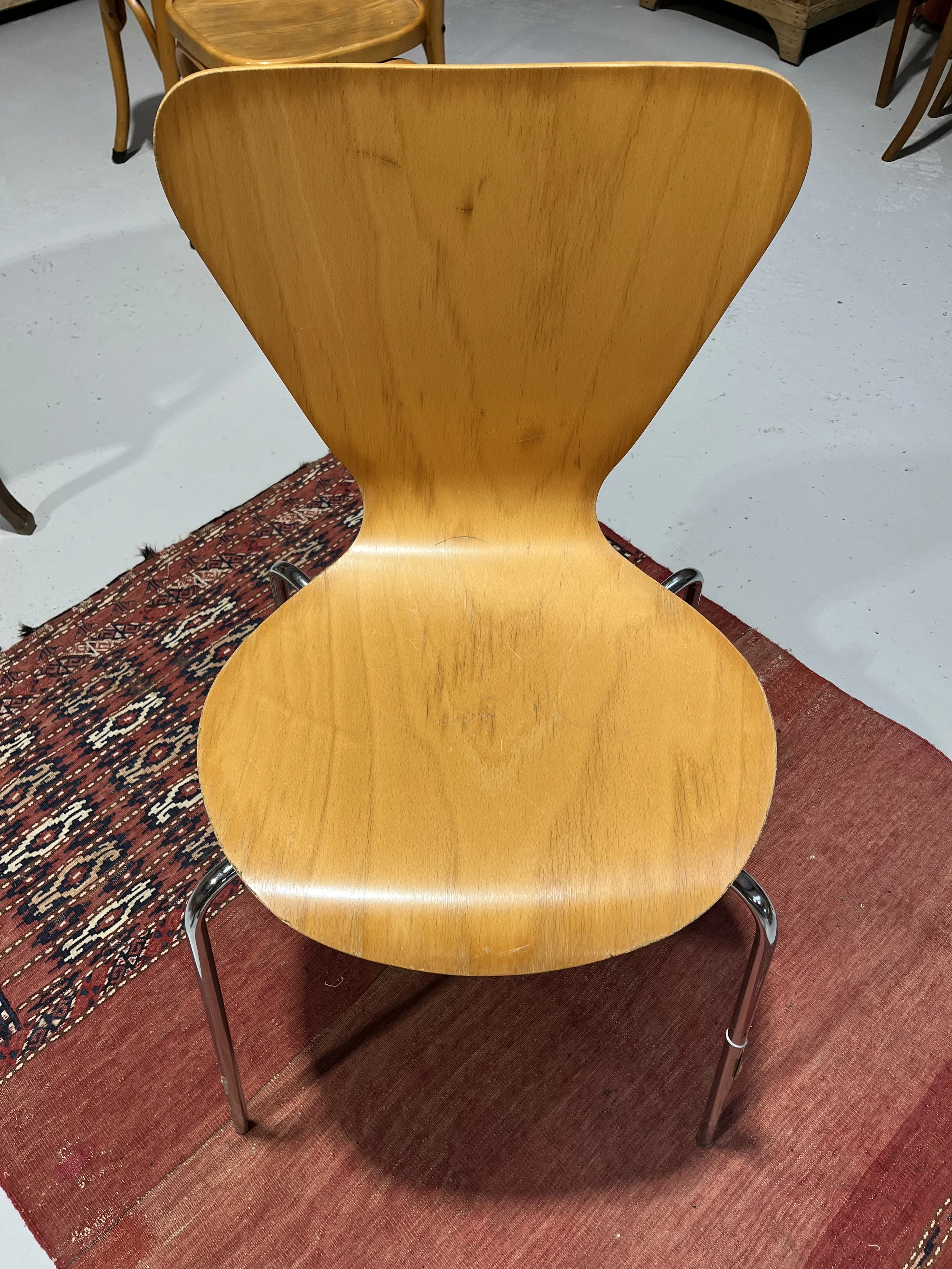 Vintage secondhand bent plywood chair