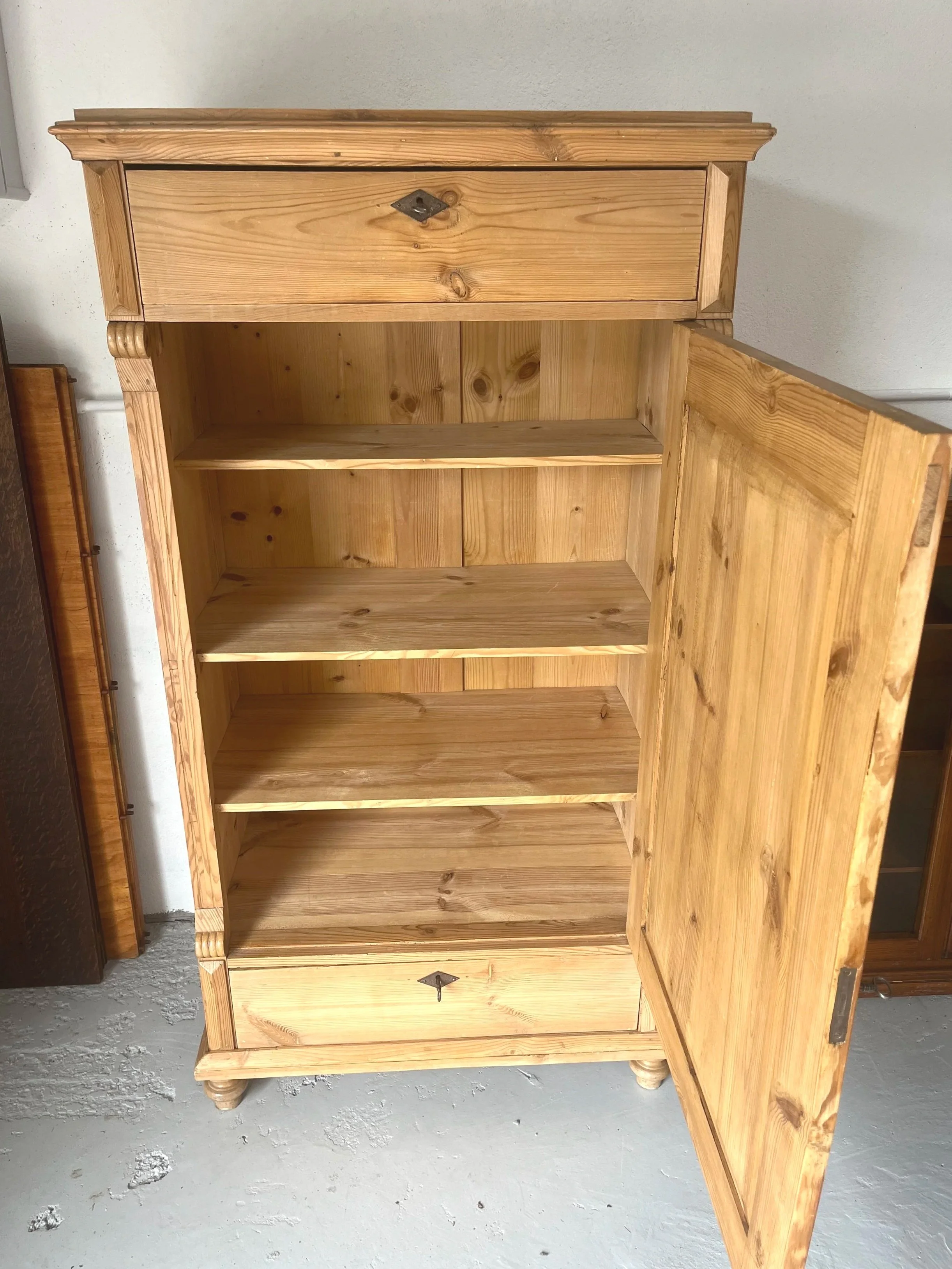 Secondhand vintage pine cabinet