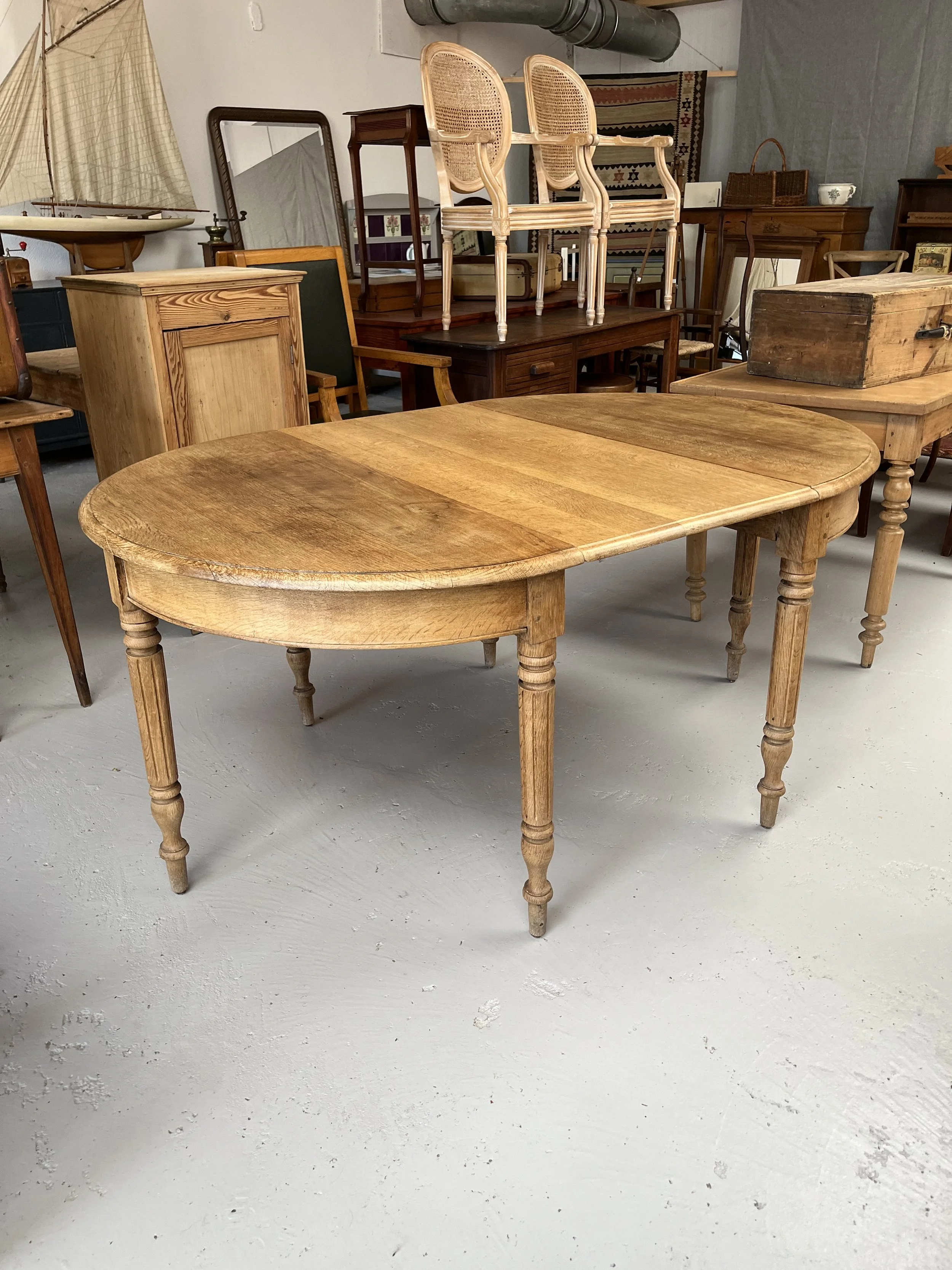Secondhand vintage oak table consoles