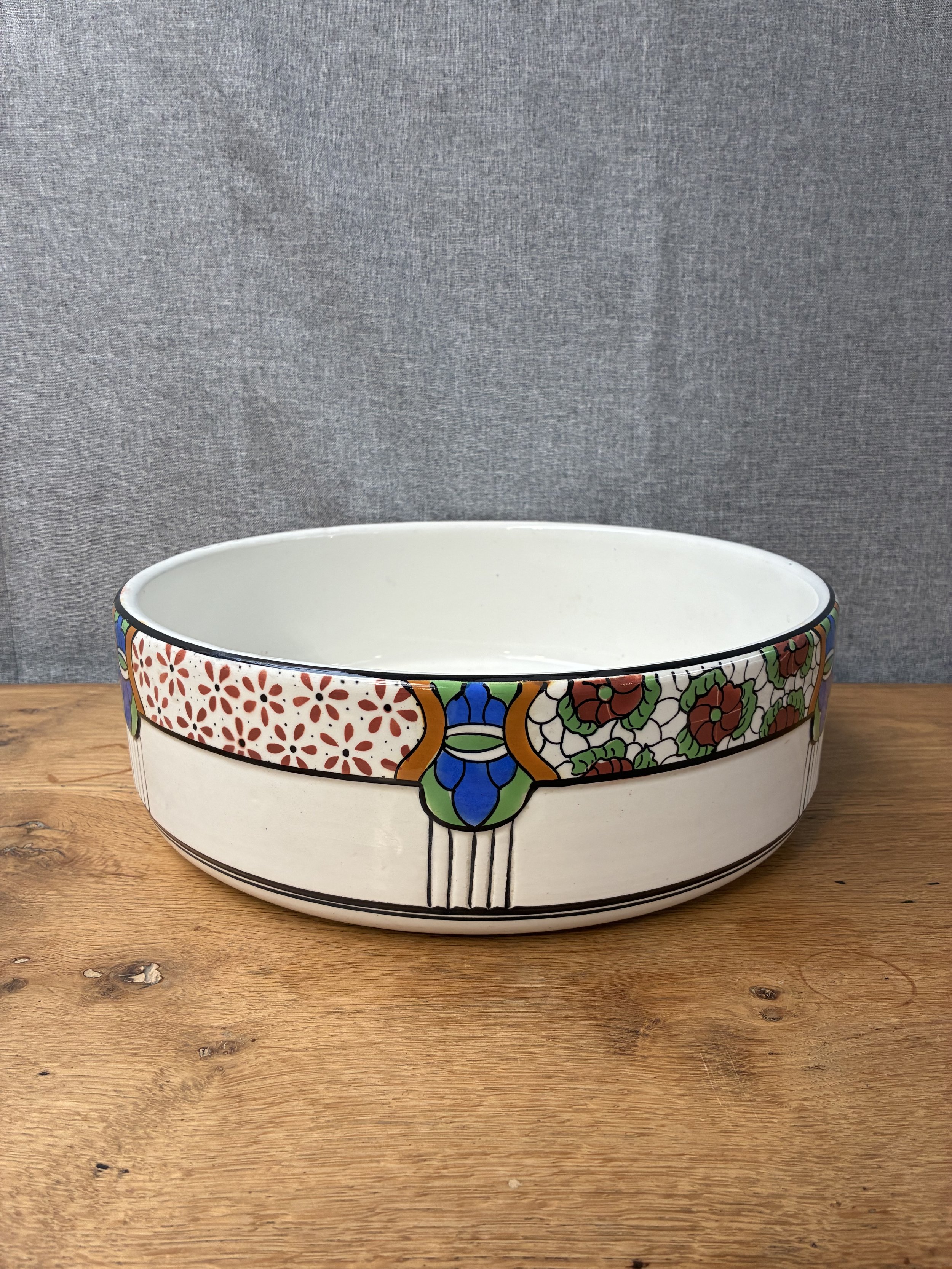 Secondhand vintage art deco bowl