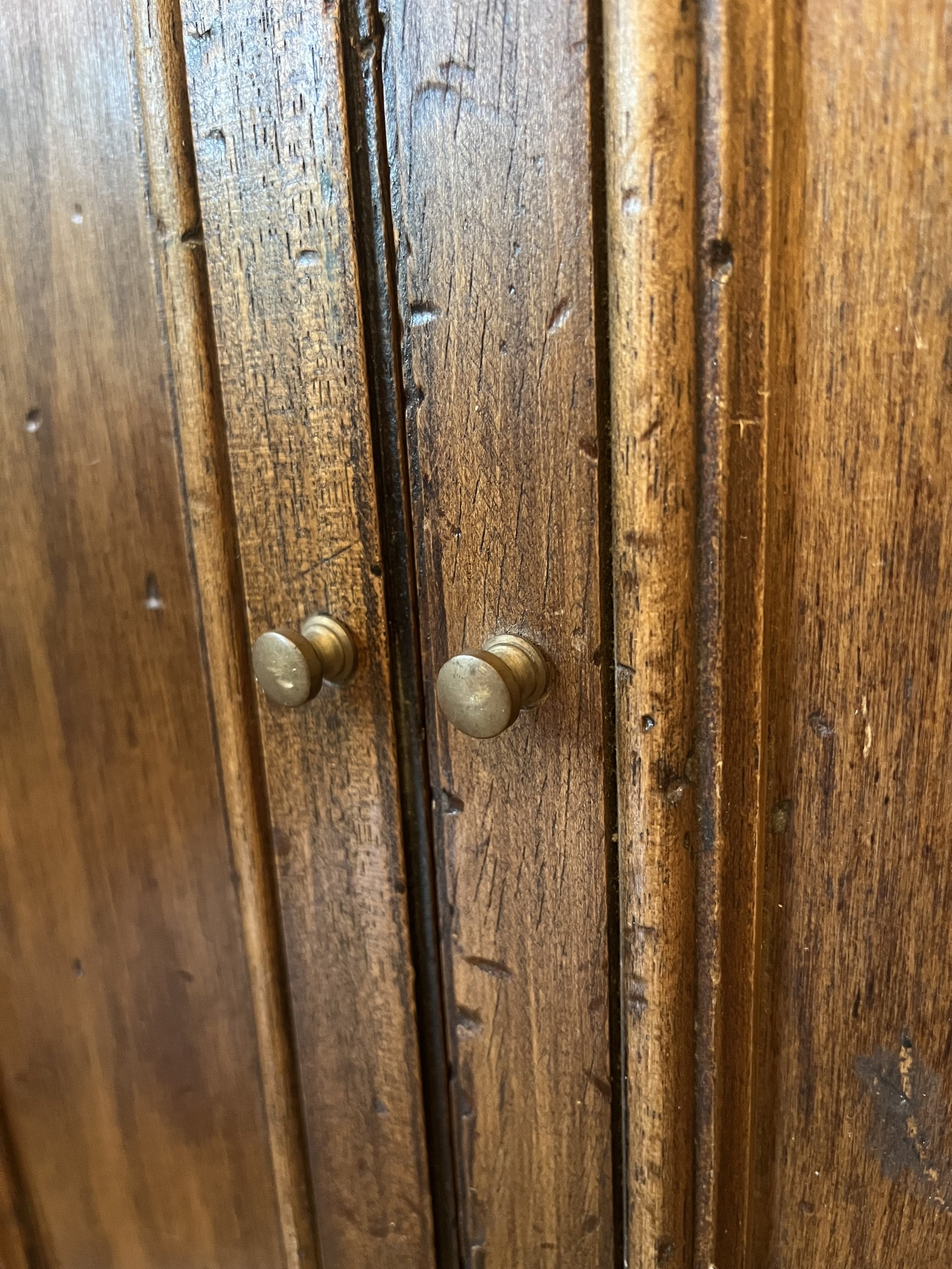 Secondhand vintage triptych mirror