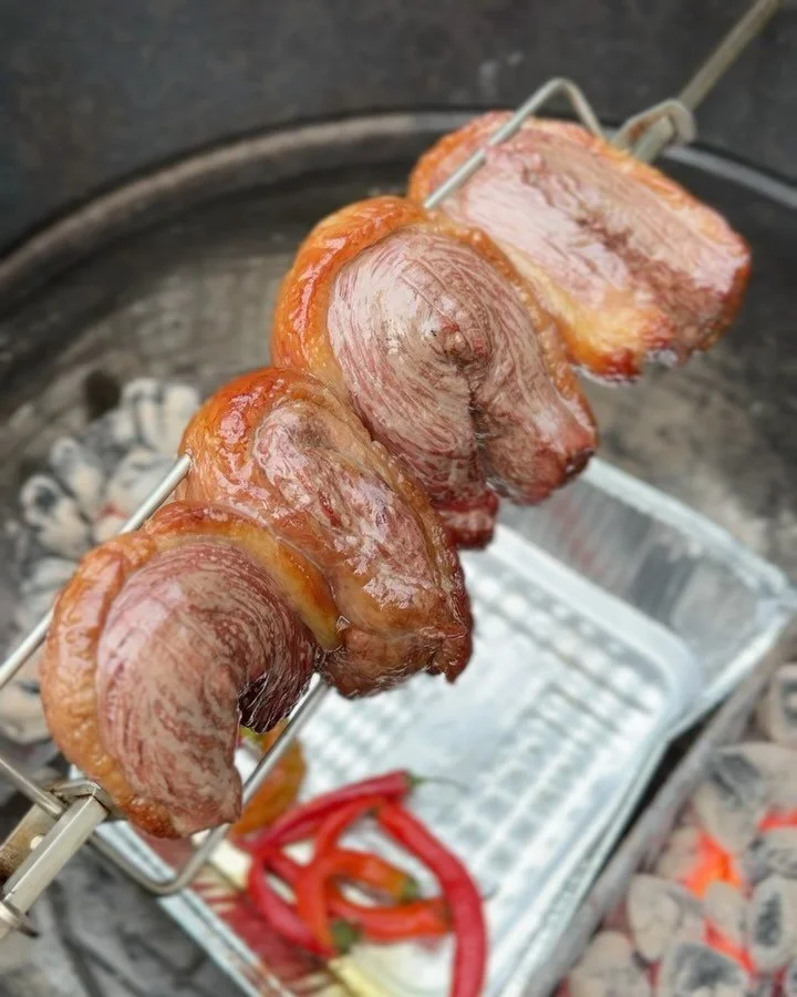 I ain&rsquo;t no gaucho but I sure do love picanha churrasco. 
.
.
.
.
.
#churrasco #fuego #carne #cocinabrasile&ntilde;a #picanha
