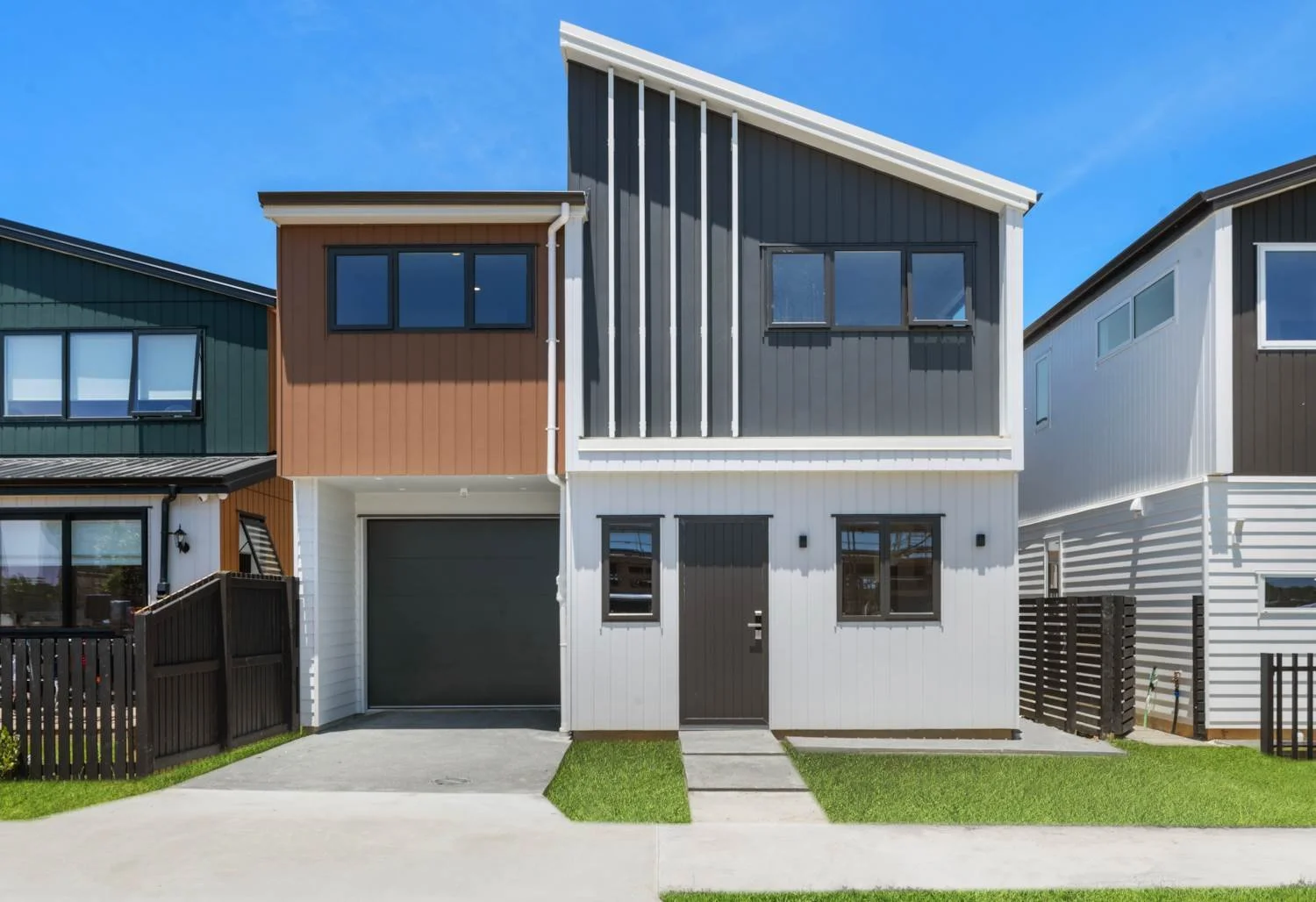 10 LONGVIEW OAK LANE | ROSEHILL