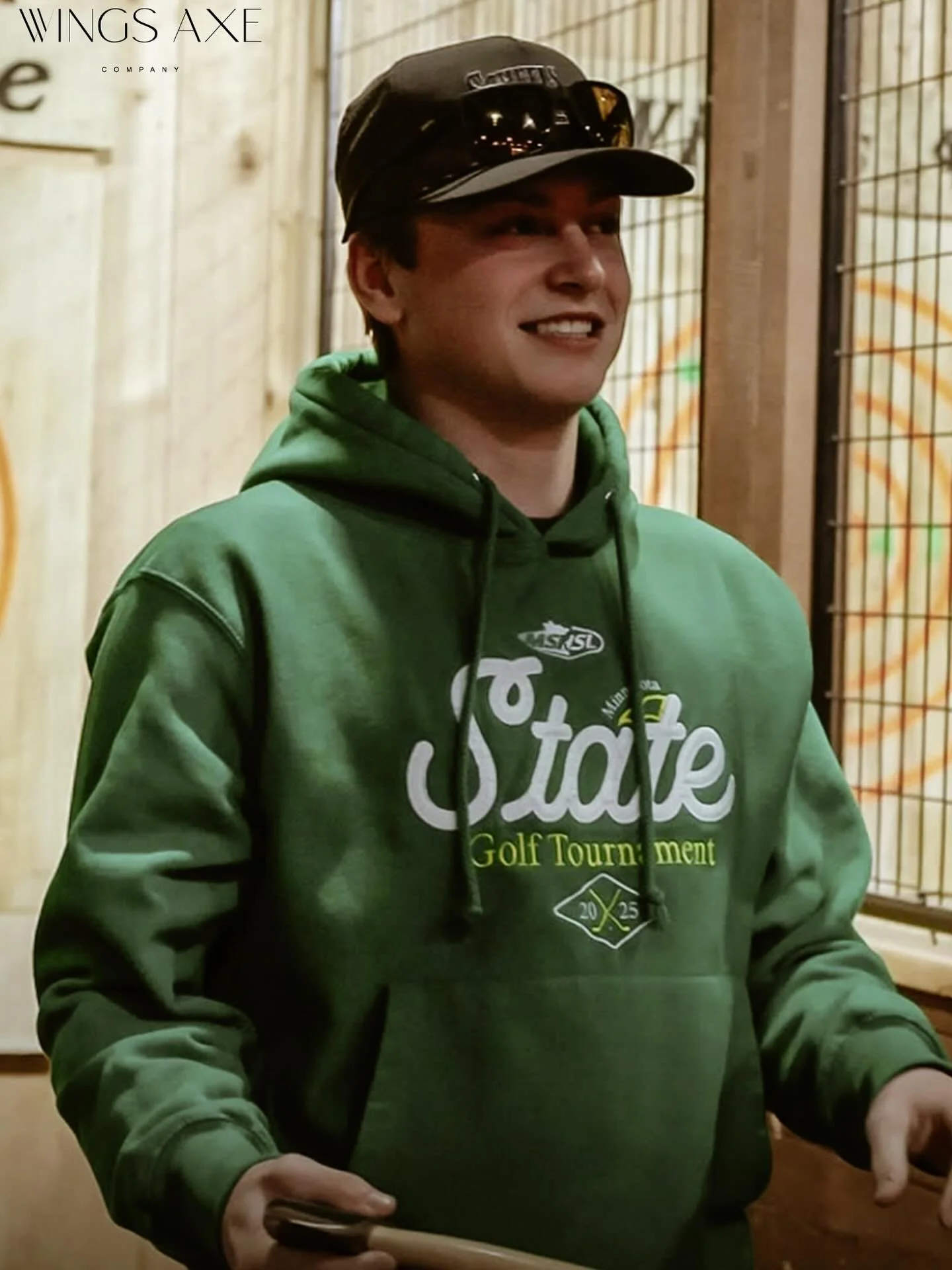 Back 2 business!! 🔥 Kitchen is running strong come get some wings you know you&rsquo;ve been craving them !

Were open today 4-10pm!