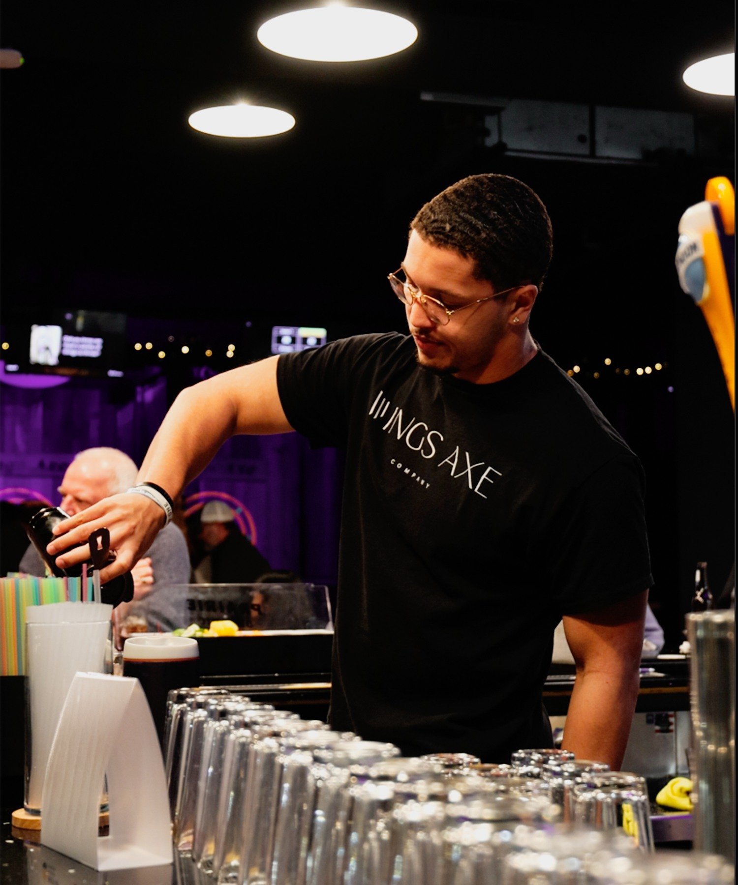 There&rsquo;s still time to pull up tonight 👀🪓
Don&rsquo;t miss out on the vibes, the throws, and the food at Wings Axe.

And if you&rsquo;ve been thinking about it&hellip; this is your sign.
Axe Pass is waiting for you, come subscribe in person to