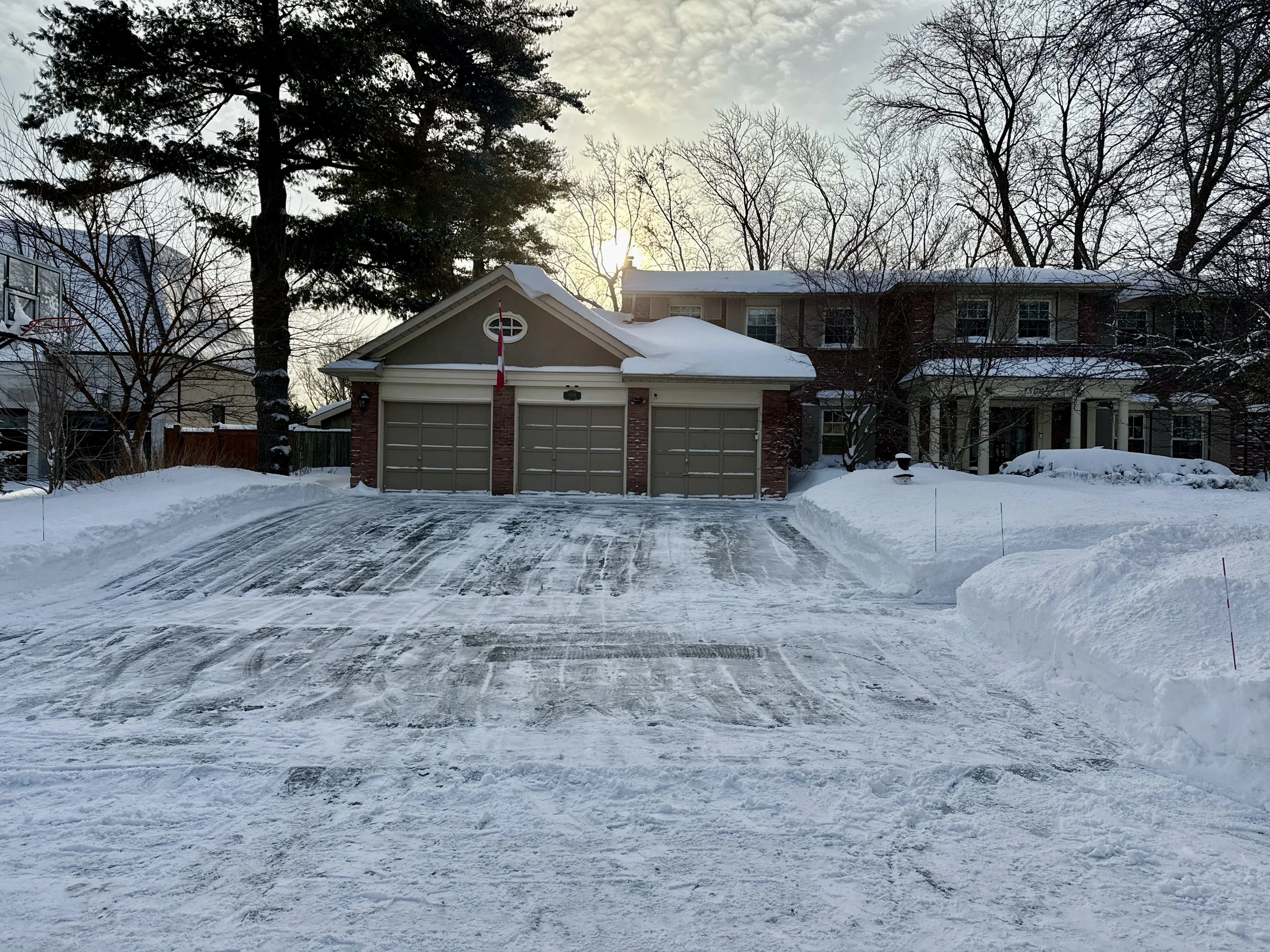 South East Oakville snow removal completed after heavy overnight snowfall