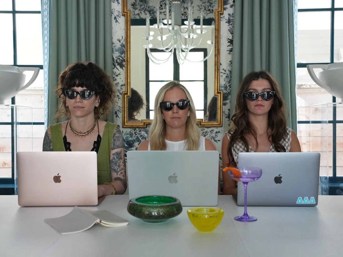 Mood. Social Media Managers on a Thursday thinking, &ldquo;Where is my mind?&rdquo;

#jgcreative #socialmediamanagement #houstoncontentcreators