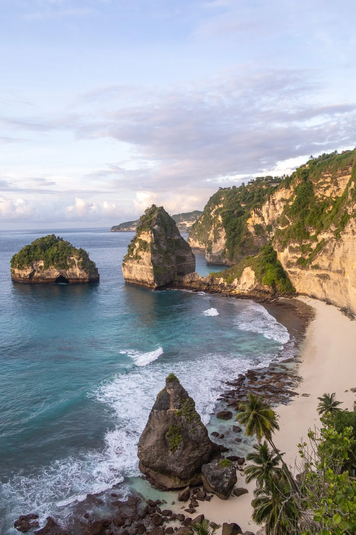 Diamond Beach Bali.jpg
