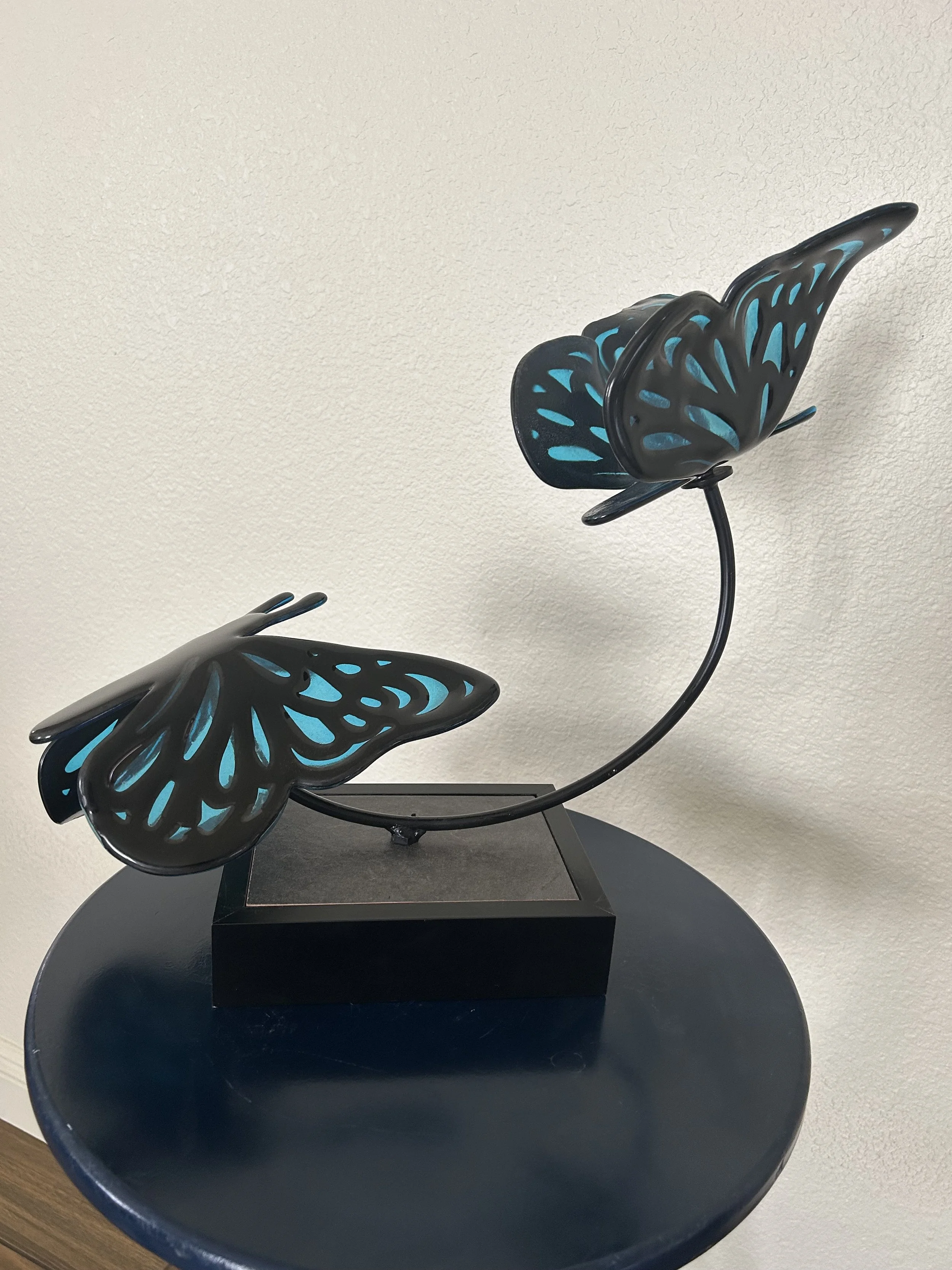 Mariposas by Delfie Martinez