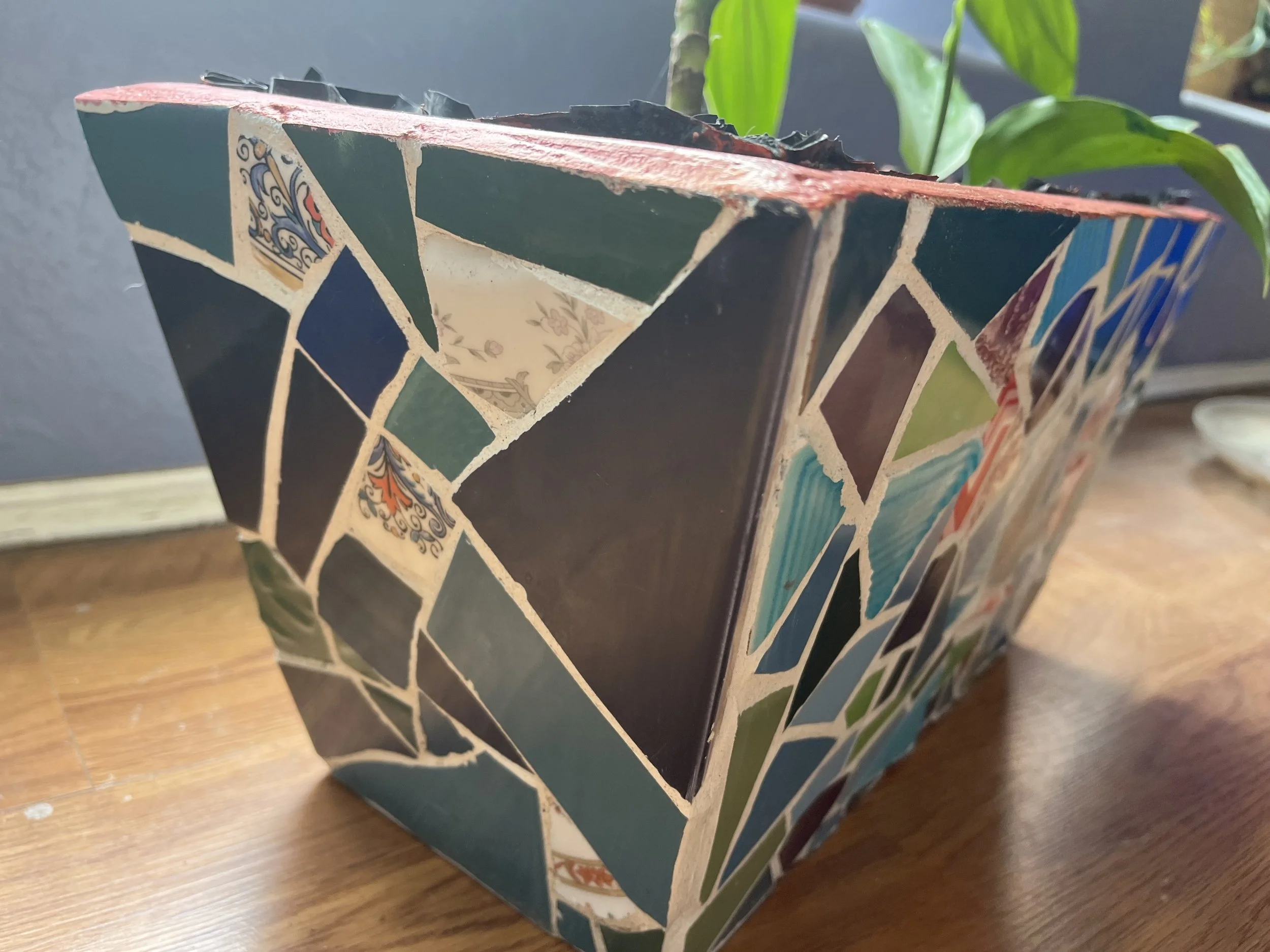 Planter side angle 1 - Becky Gordon.jpeg