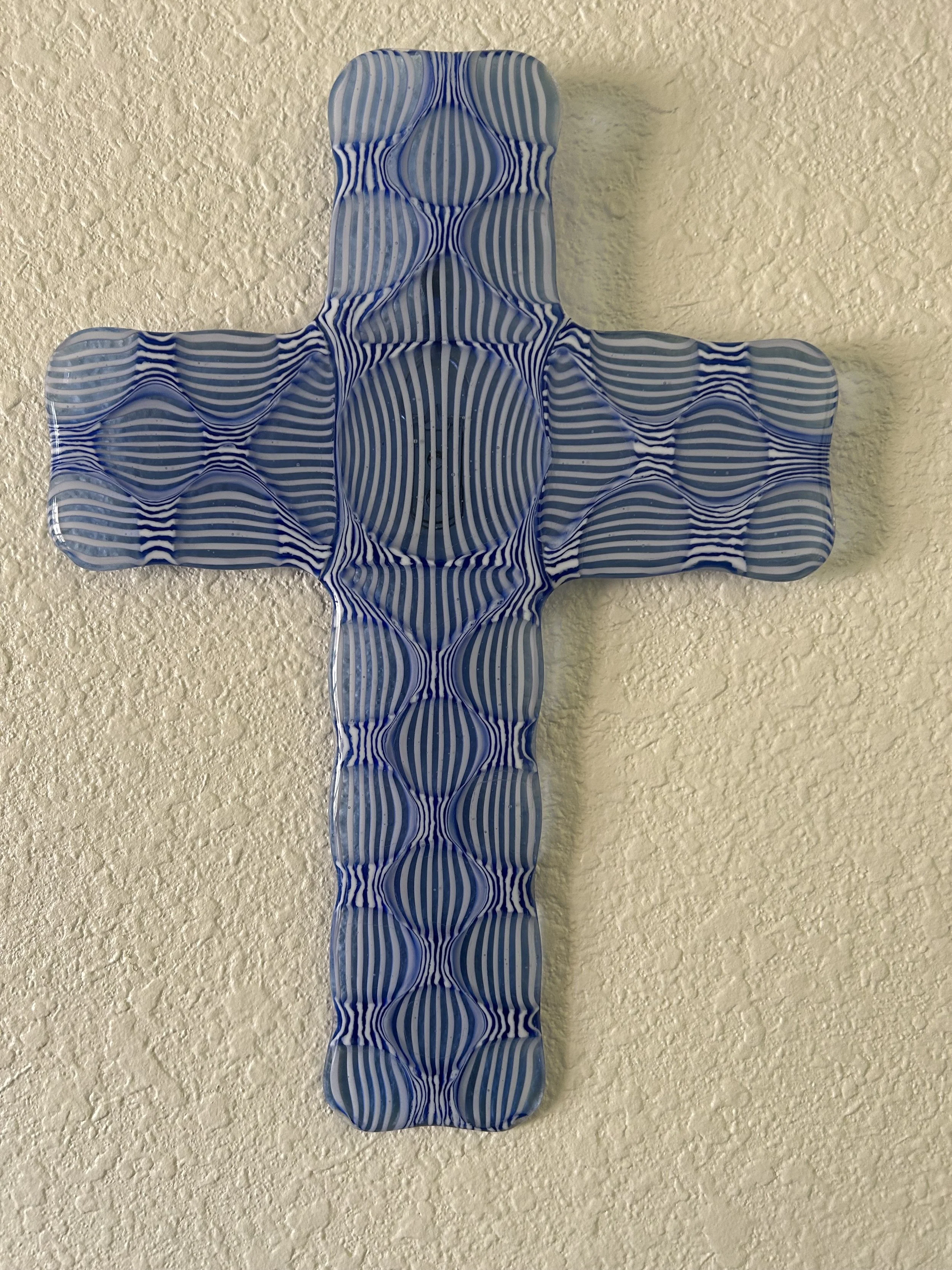 DelfieMartinez_Optic Cross_2 - dmq@usa.com.JPG