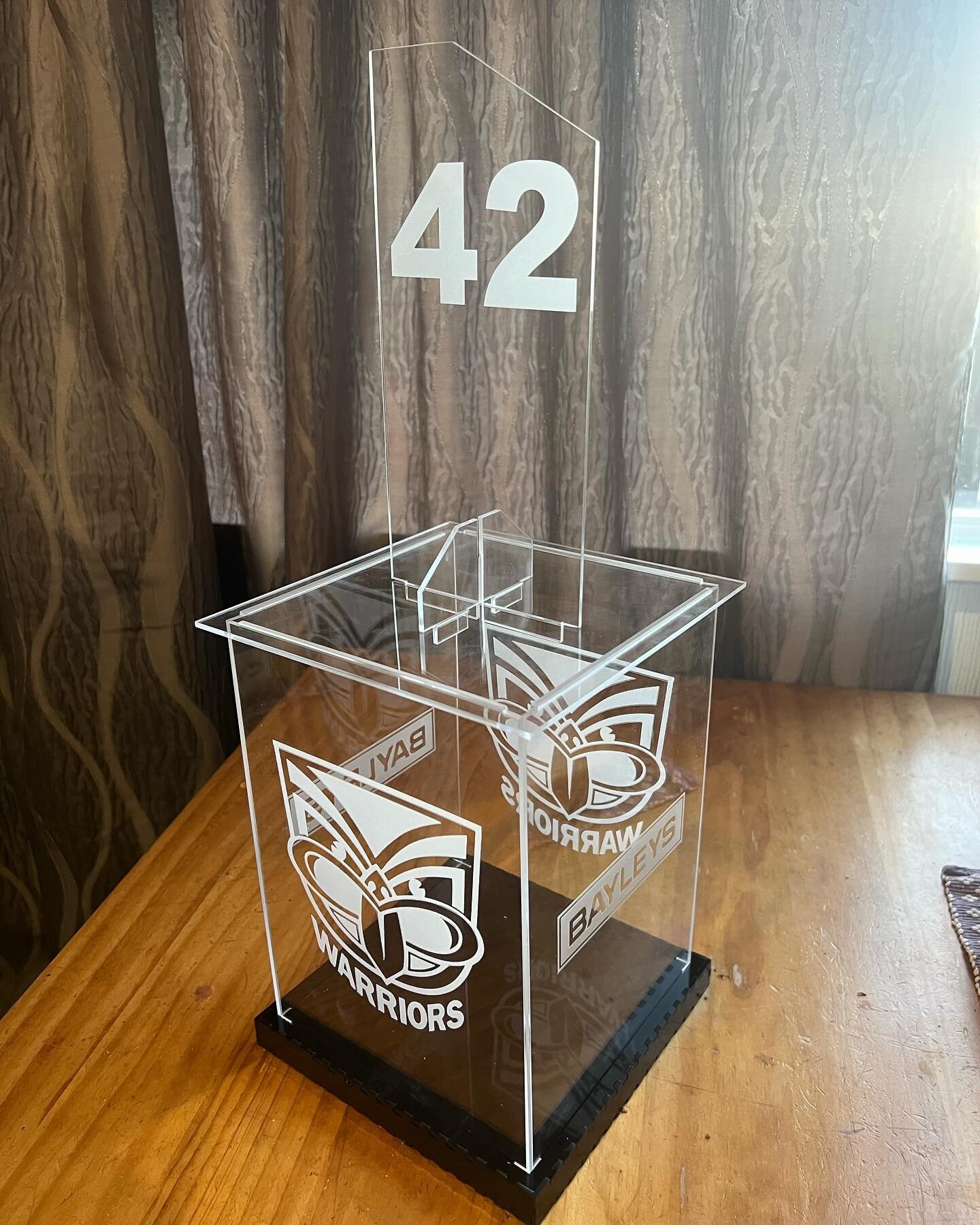 I’ve been designing some laser cut and engraved table centre pieces for Corporate Hospitality. Just waiting on the LEDs to under light them #lasercutting #laserengraving