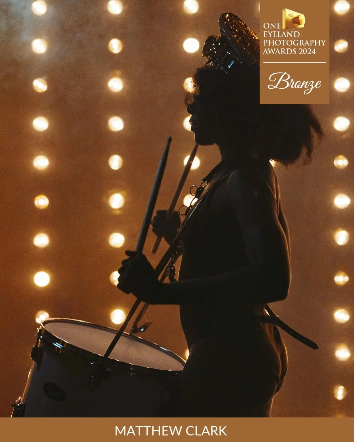 Bronze in @oneeyeland Advertising | Music category.

Taken at an immersive dinner show, these Gold &amp; Glamorous images continue to amaze me

Event shot for @dazeents