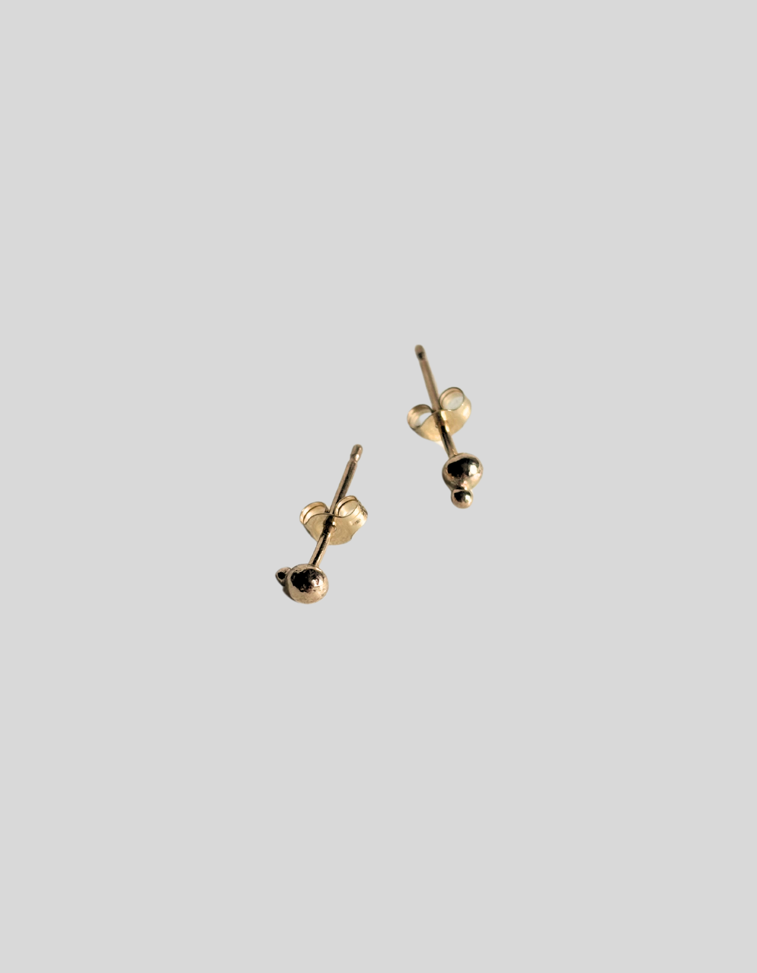 9ct Gold Studs