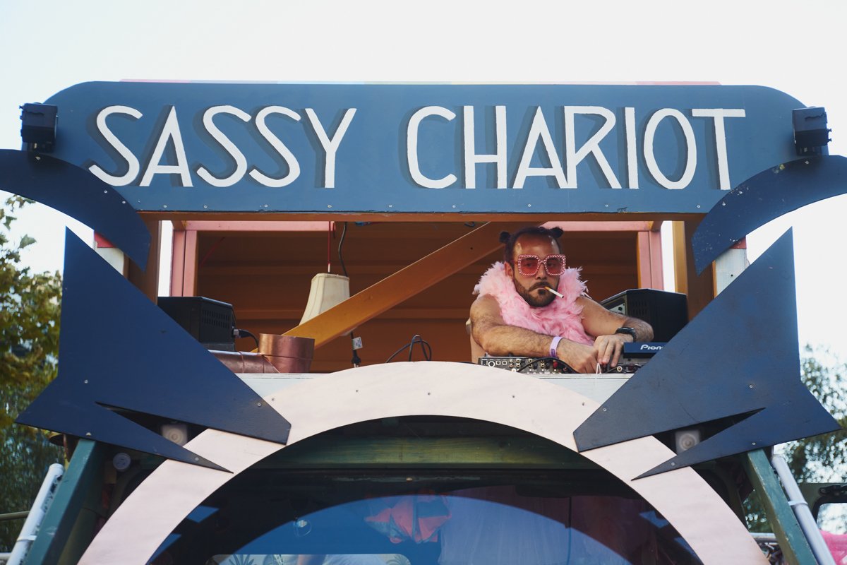 mardisgras23_sassychariot_sarahfountain_1.jpg