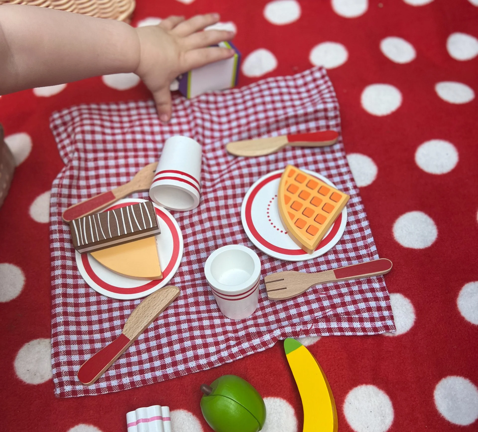 kinderküche spielzeug Outdoor Spielsachen nach Altersgruppen — Bärner Mamis