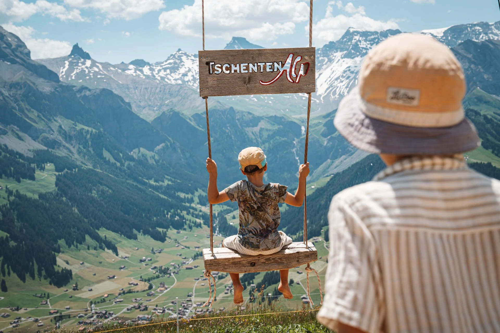 Aussichtsreicher Familienausflug im Berner Oberland: Tschentenalp in Adelboden