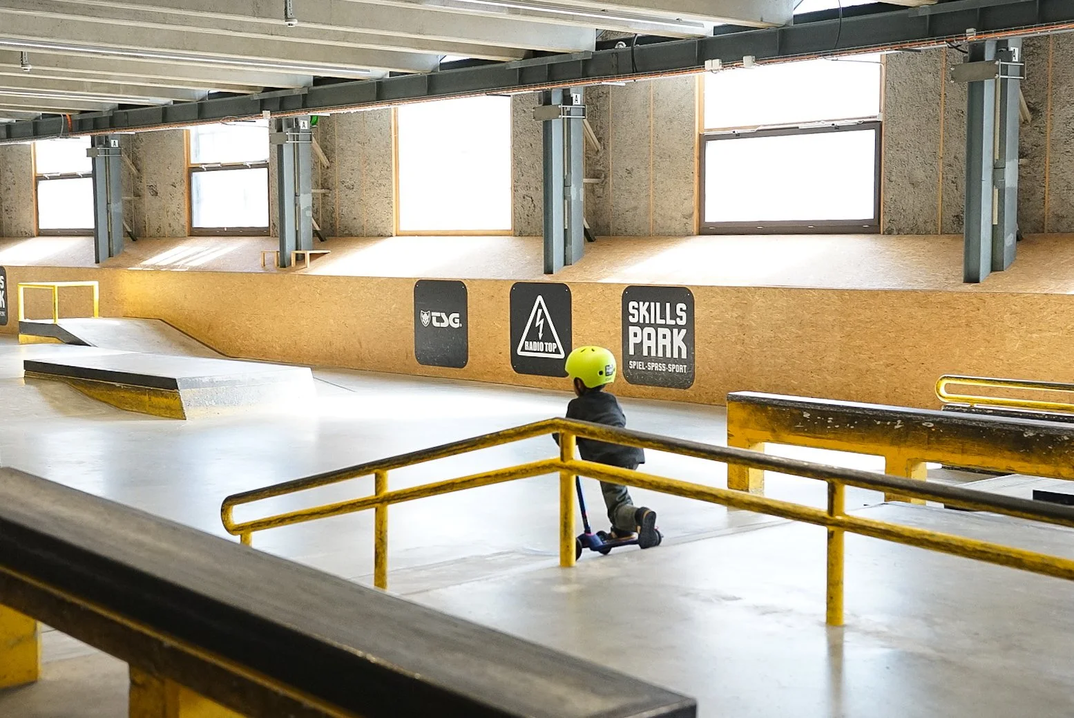 Schlechtwetter Ausflugstipps: Die besten Indoorspielplätze, Boulderhallen und Skateparks der Schweiz