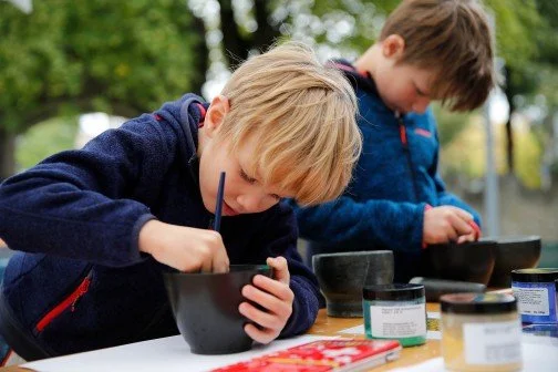 Familienatelier – Auf den Spuren von Schnidi